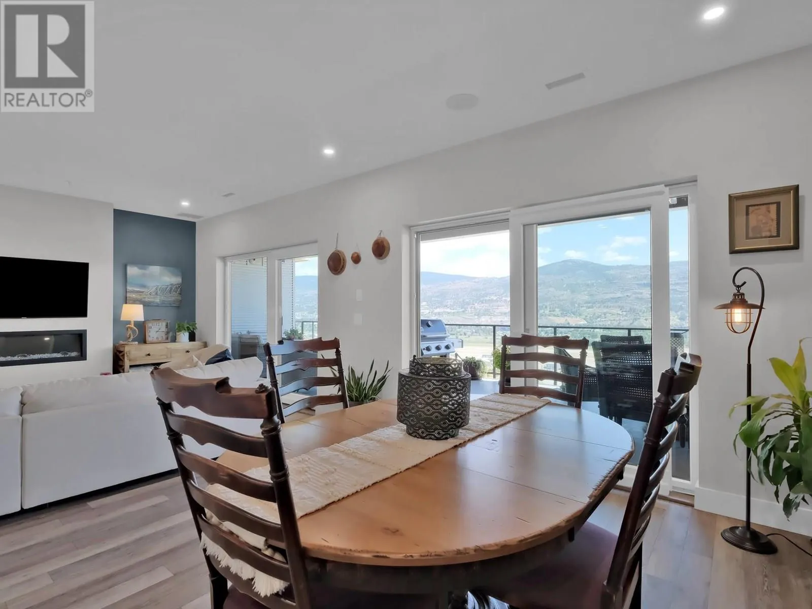100 VISTA Way Unit# 132
