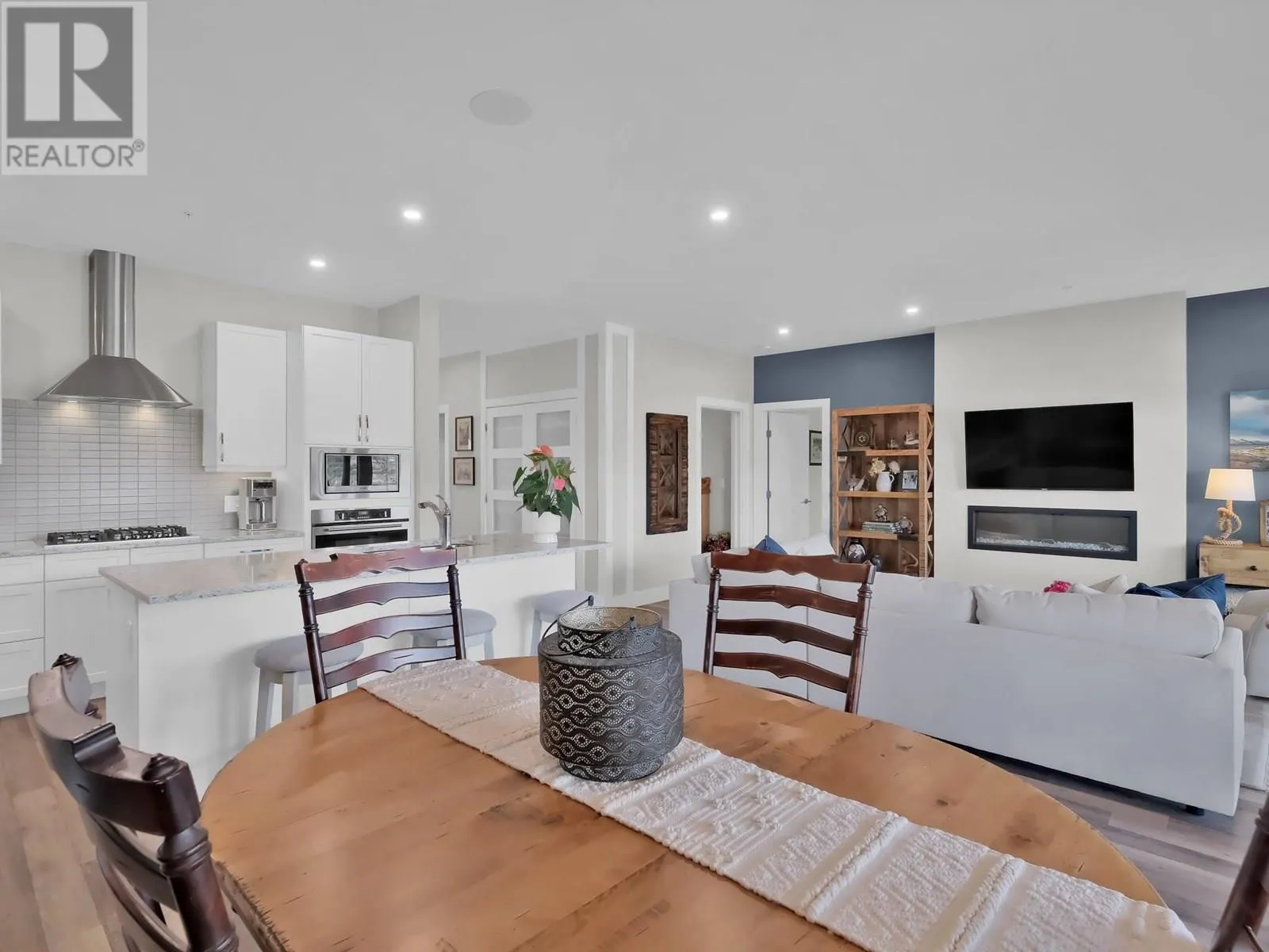 100 VISTA Way Unit# 132