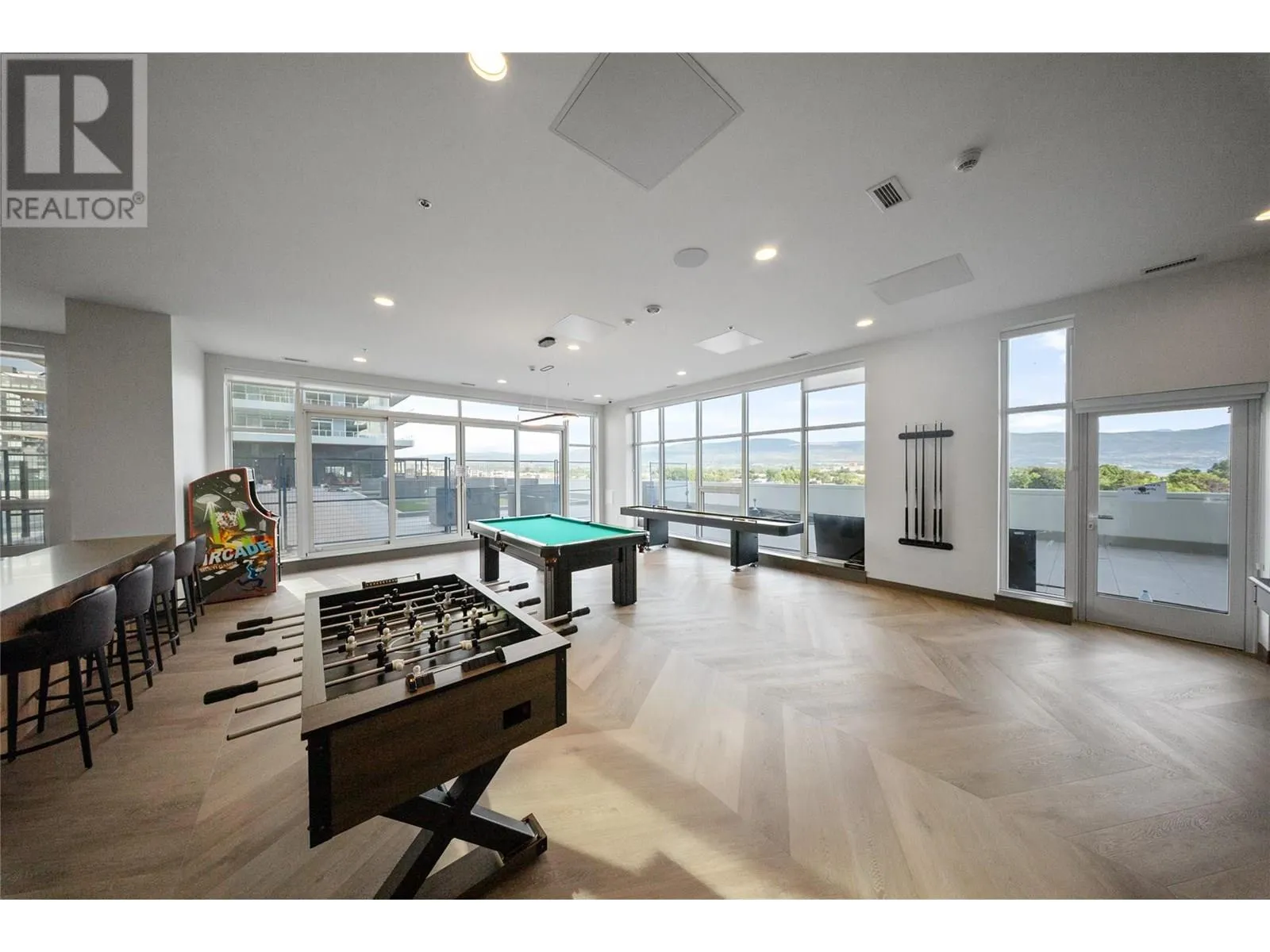 238 Leon Avenue Unit# 1408