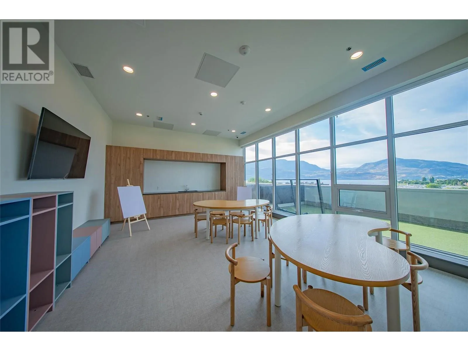 238 Leon Avenue Unit# 1408
