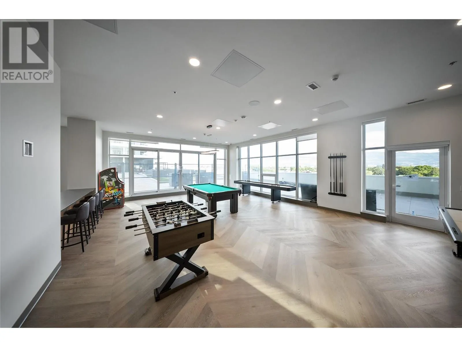 238 Leon Avenue Unit# 1408