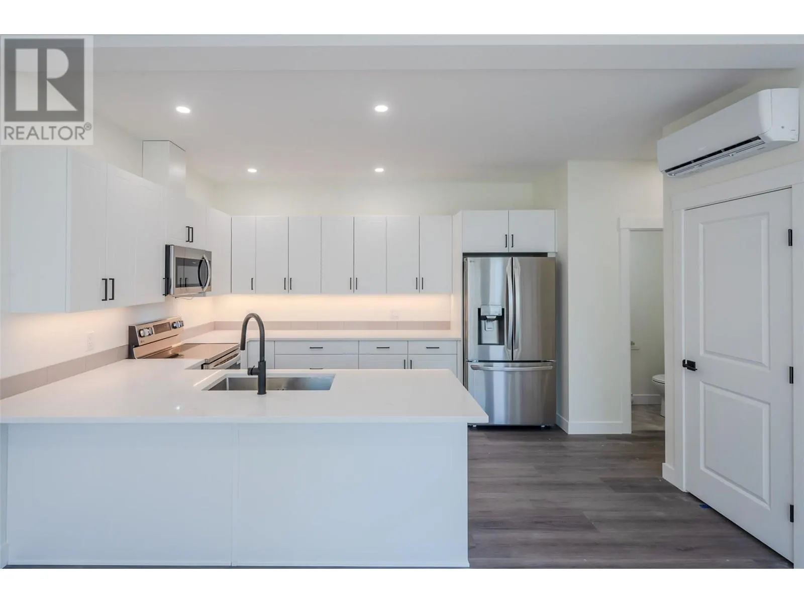 11612 Victoria Road S Unit# 102