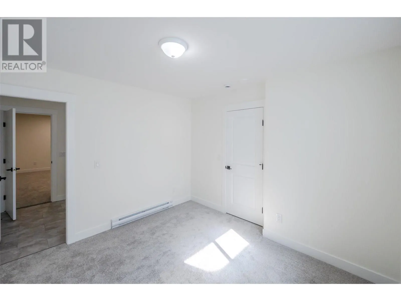 11612 Victoria Road S Unit# 102