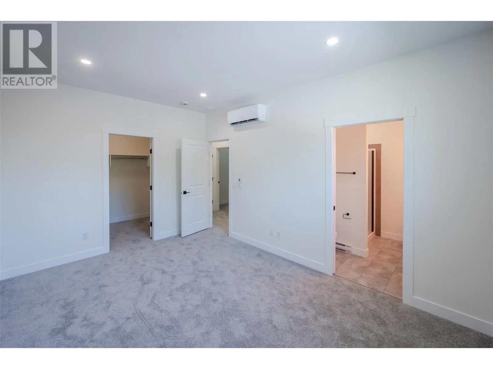 11612 Victoria Road S Unit# 102