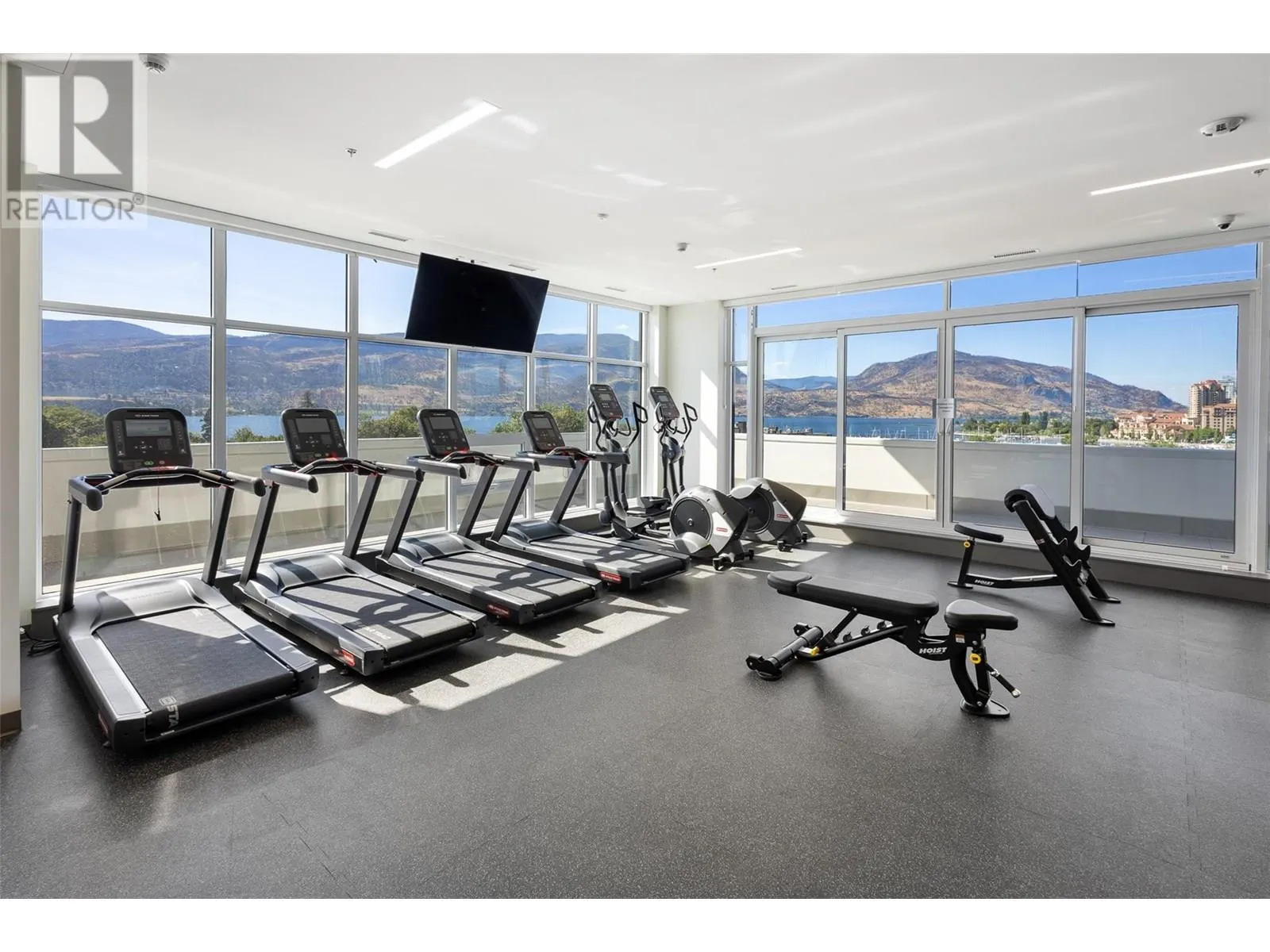 238 Leon Avenue Unit# 1805
