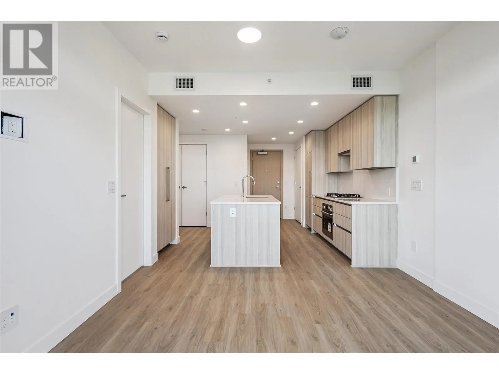 238 Leon Avenue Unit# 1805