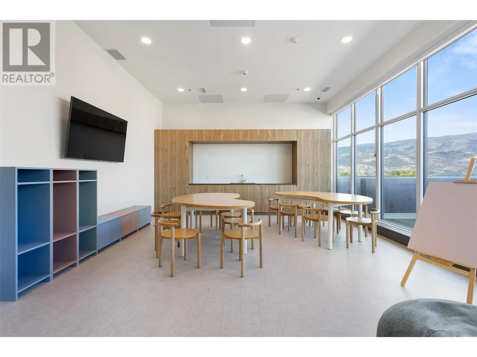 238 Leon Avenue Unit# 1805