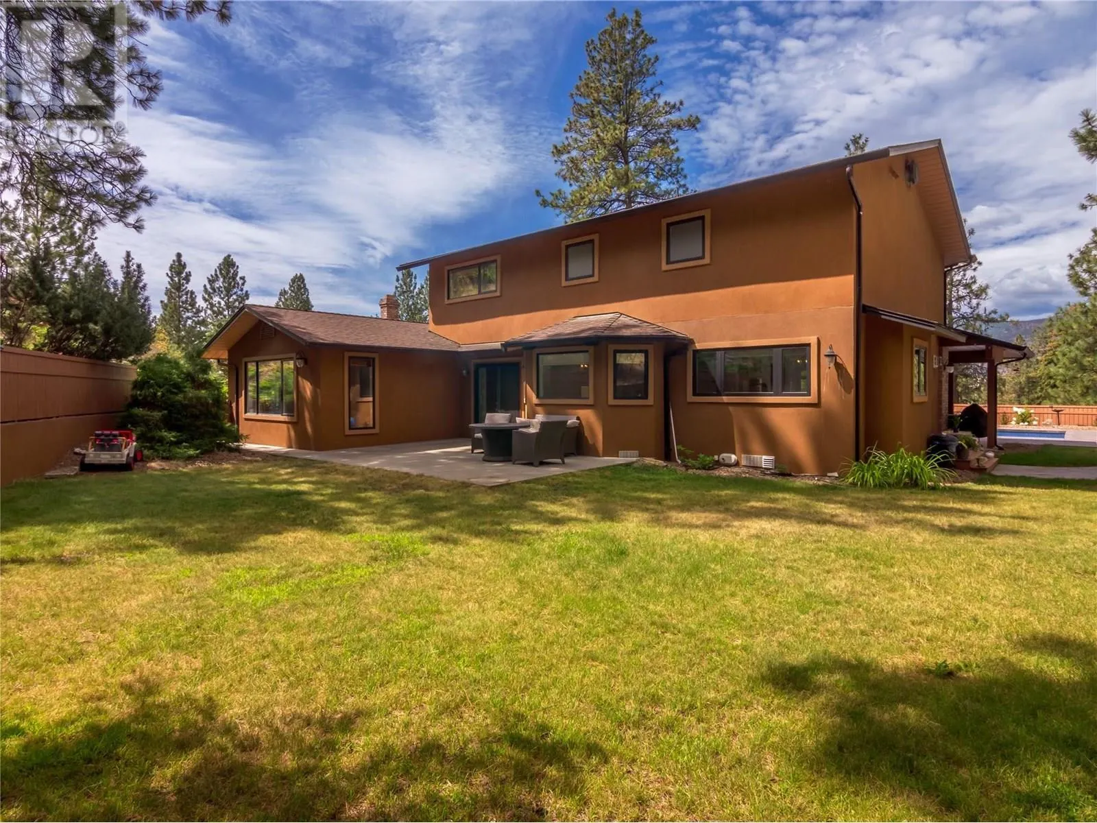 3948 Valleyview Road