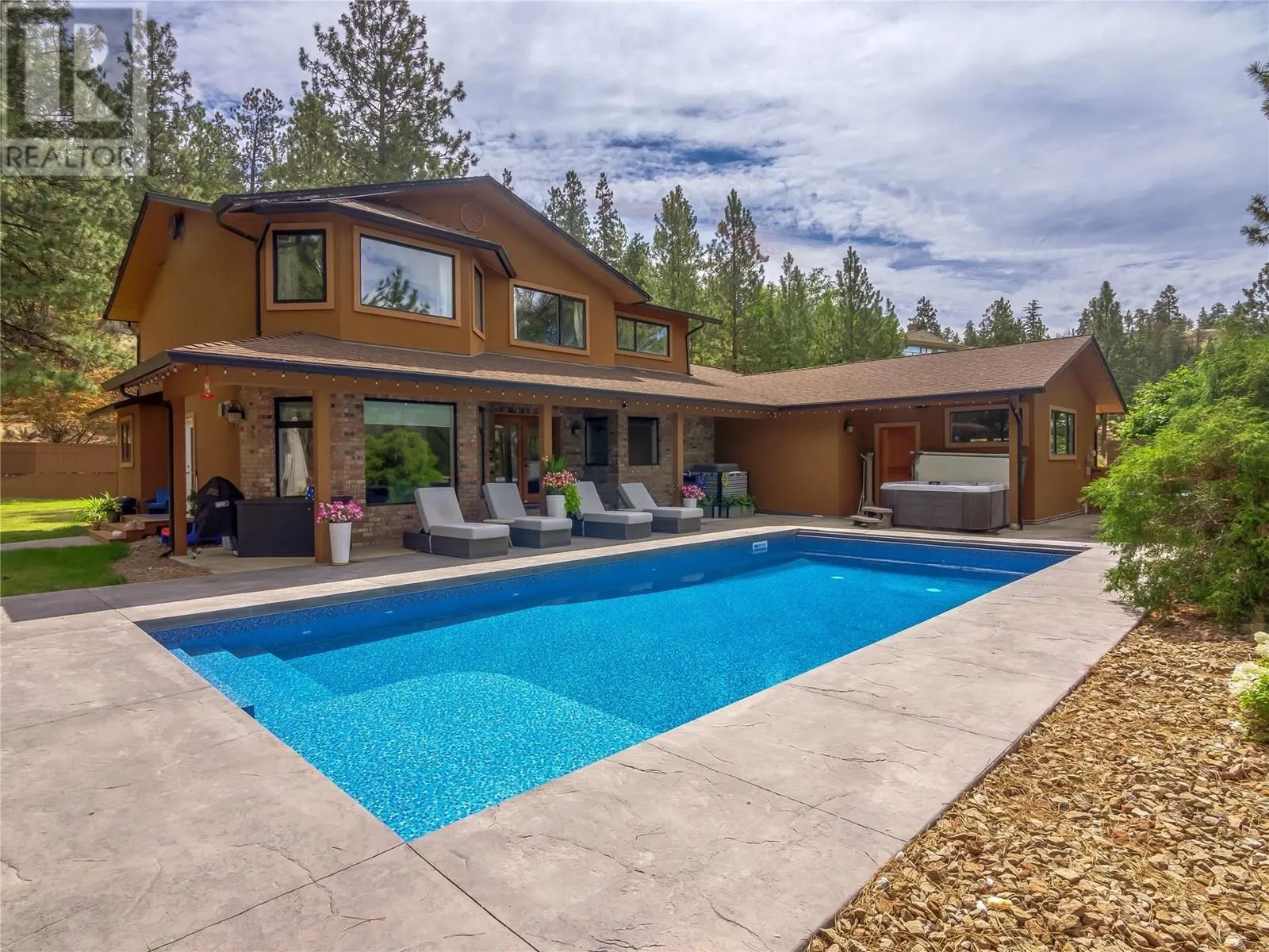 3948 Valleyview Road