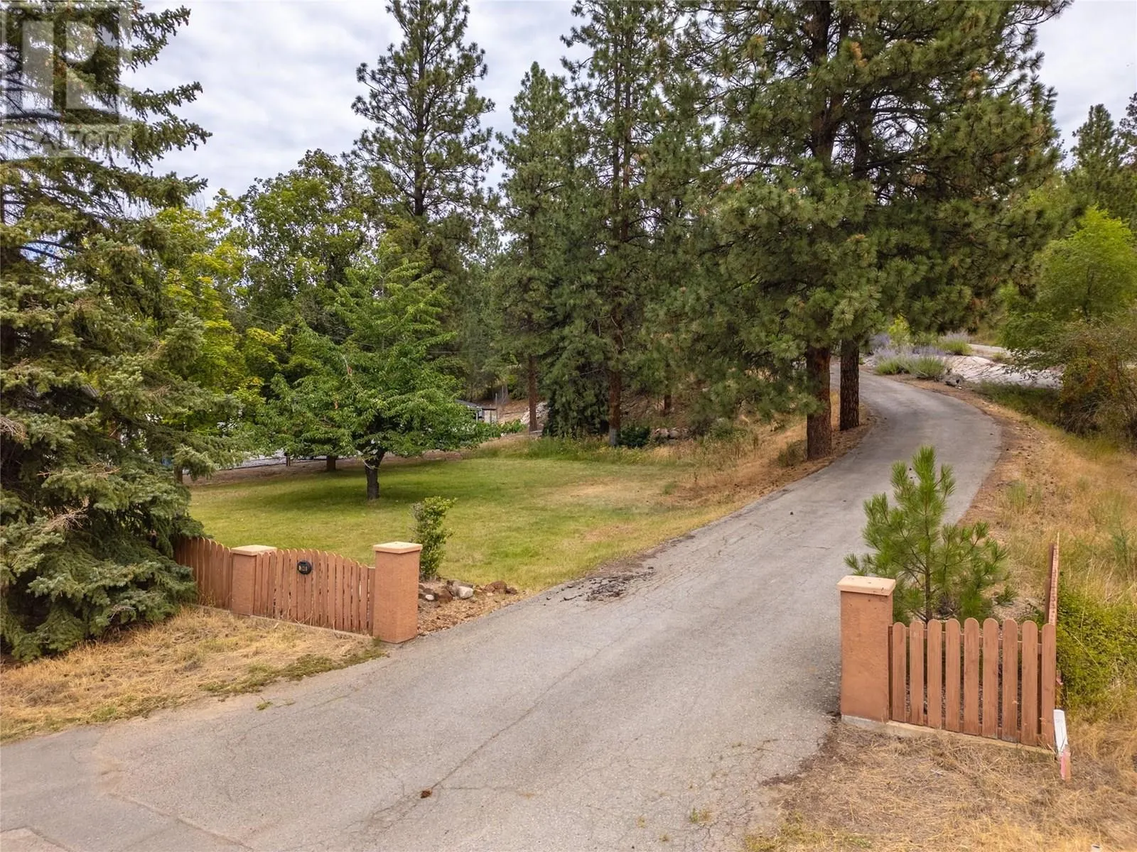 3948 Valleyview Road
