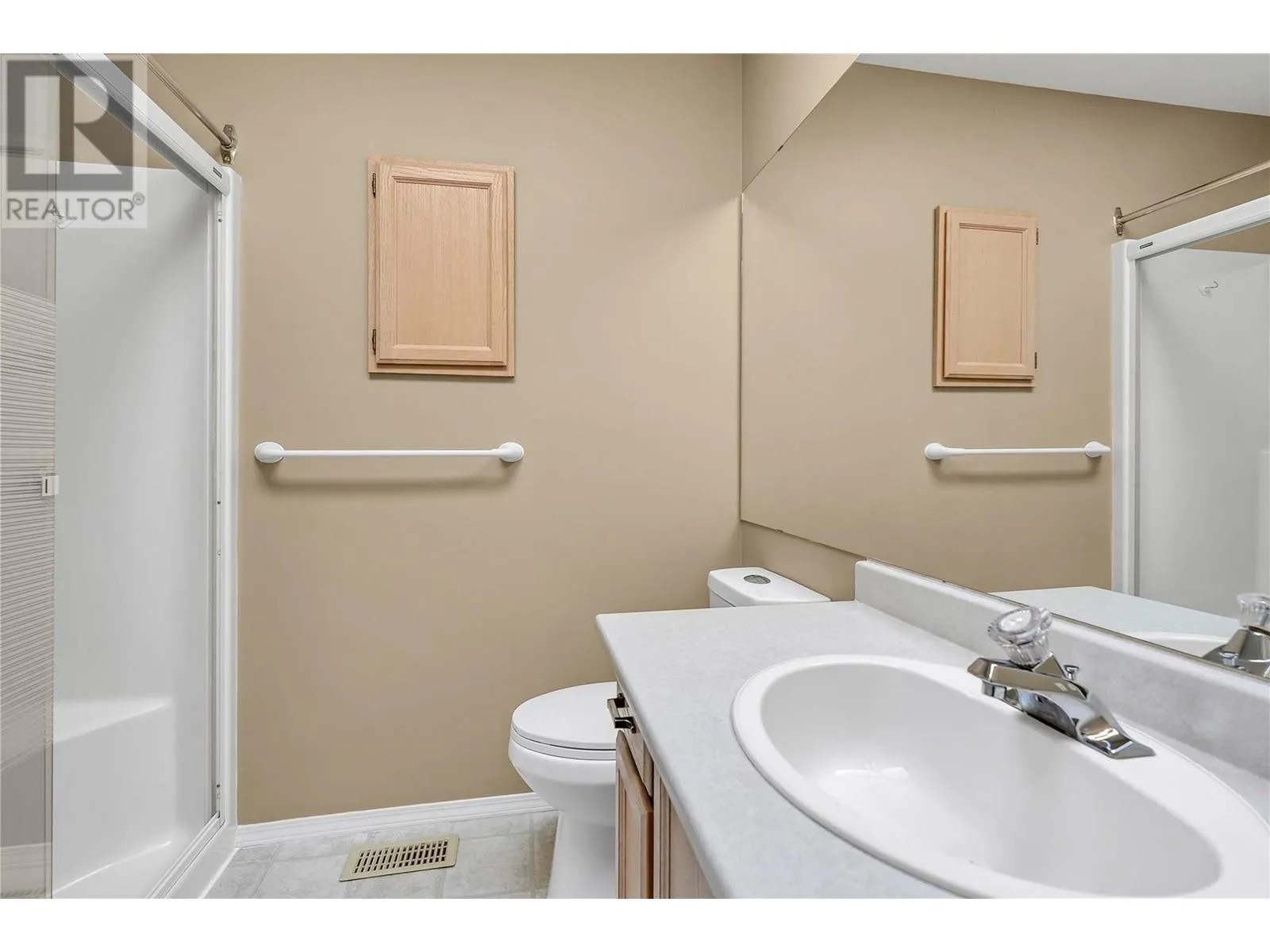 210 Sandpiper Crescent