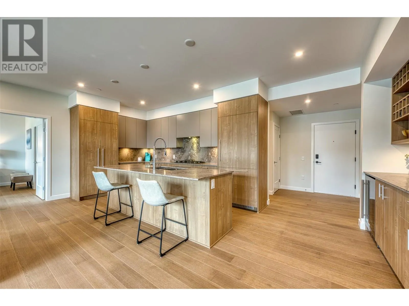 9652 Benchland Drive Unit# 306