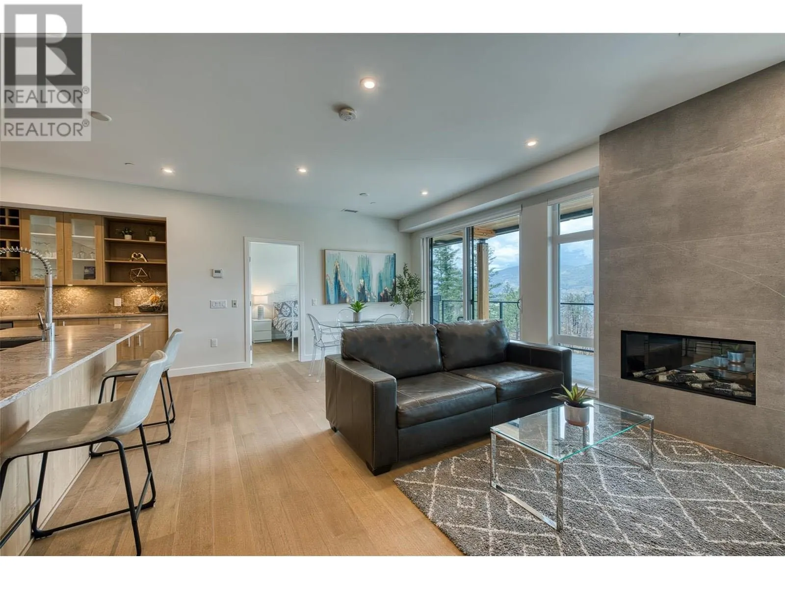 9652 Benchland Drive Unit# 306