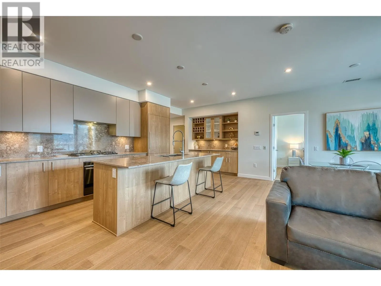 9652 Benchland Drive Unit# 306