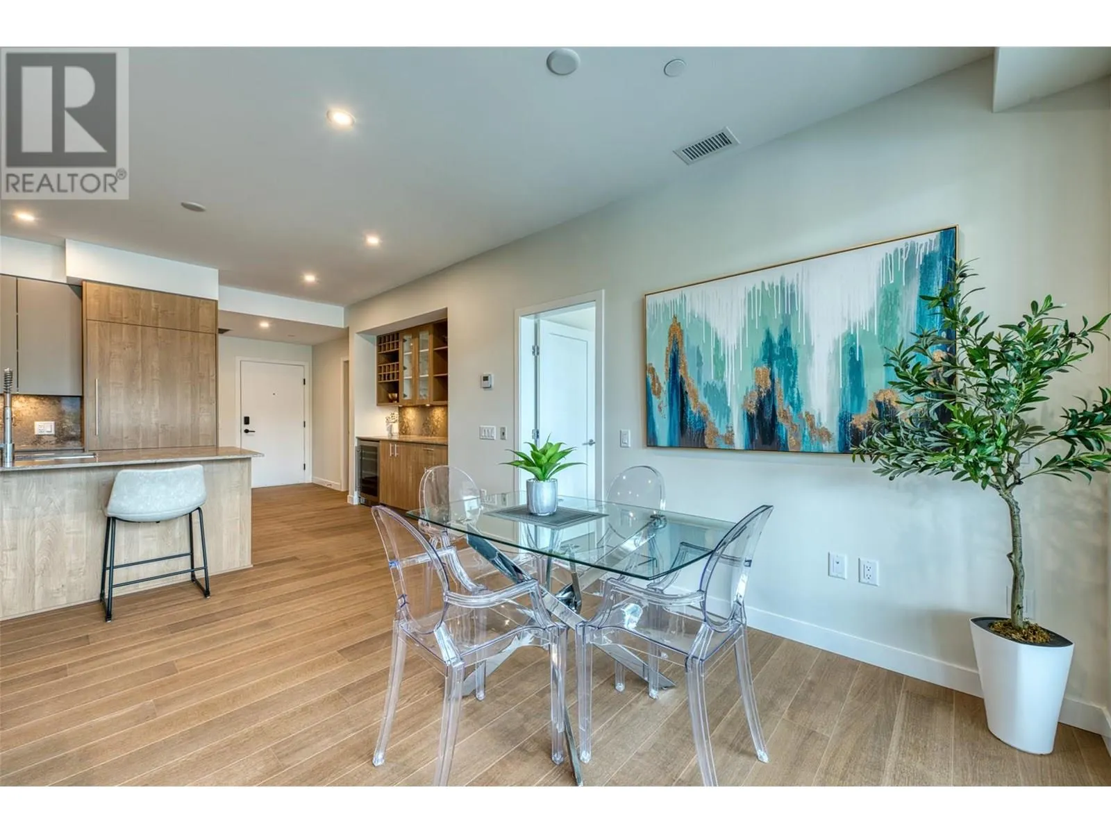 9652 Benchland Drive Unit# 306