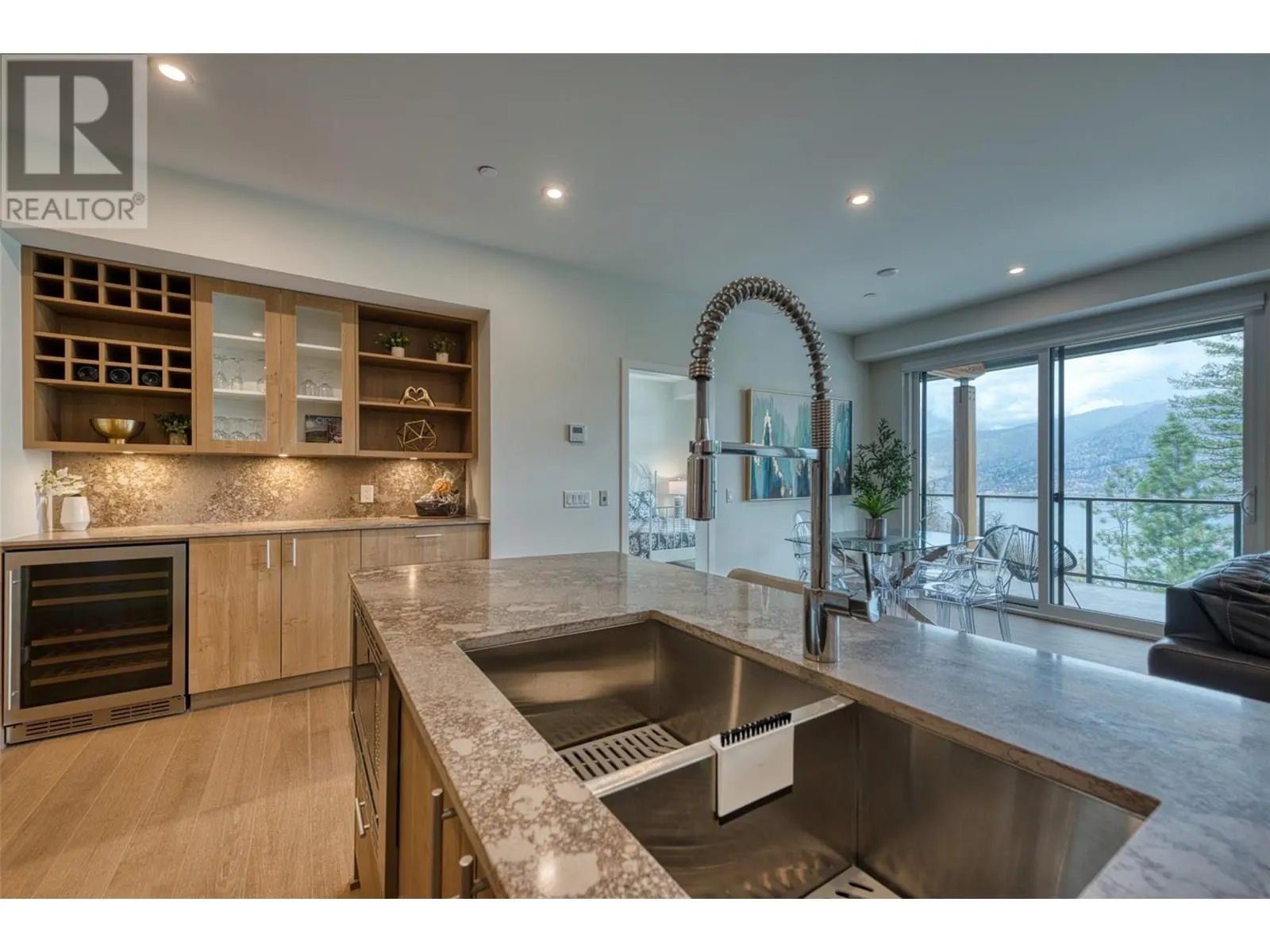 9652 Benchland Drive Unit# 306