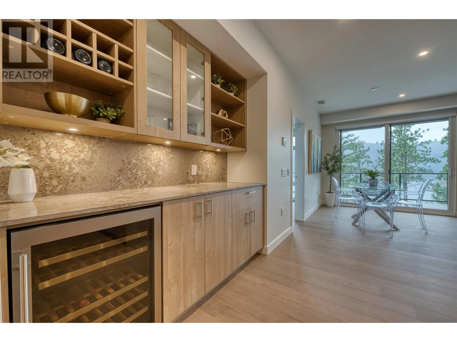 9652 Benchland Drive Unit# 306