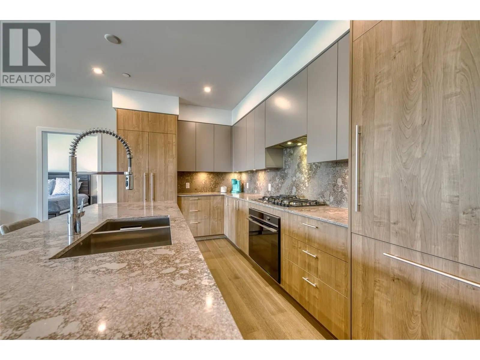 9652 Benchland Drive Unit# 306
