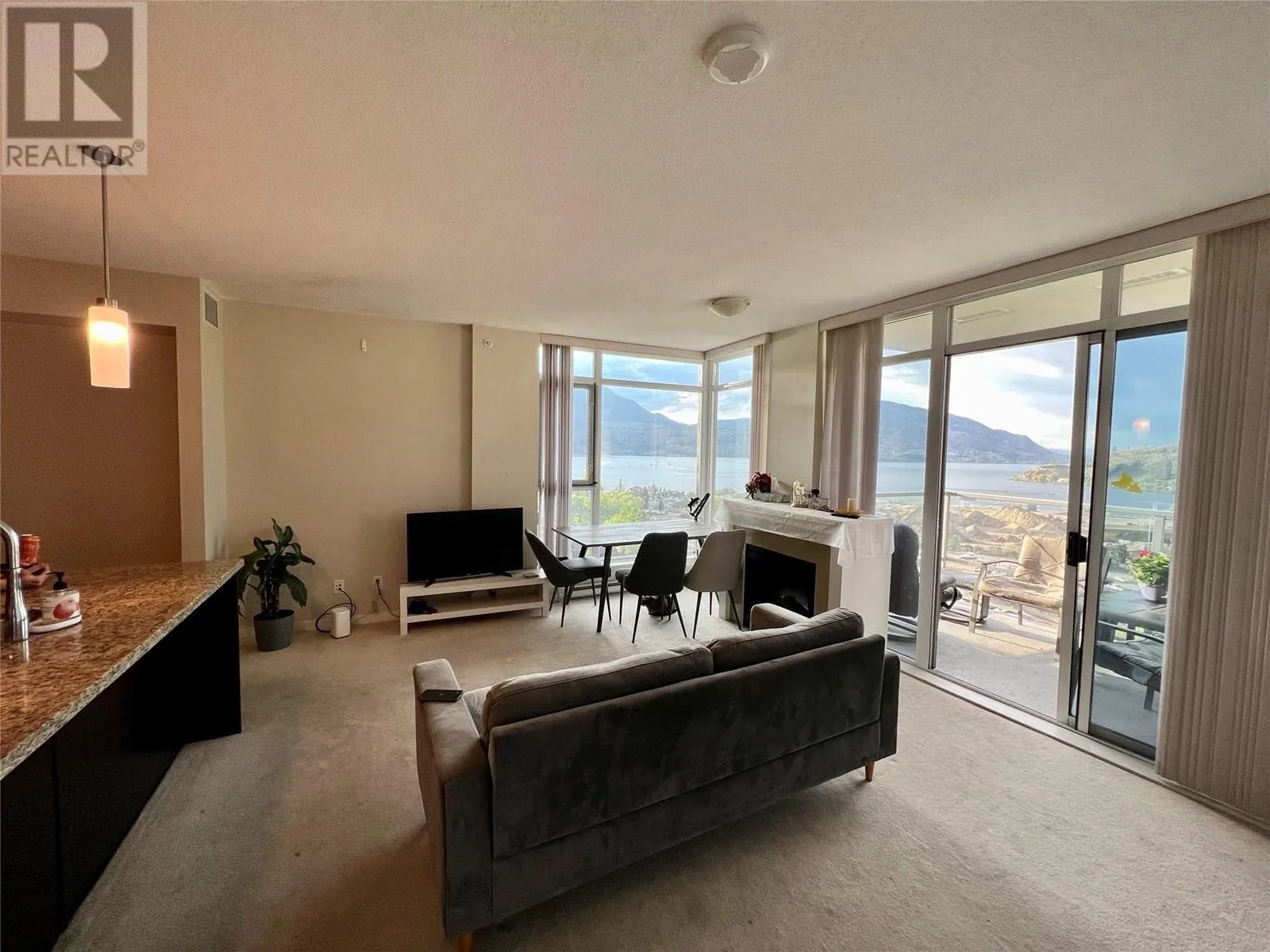 1075 Sunset Drive Unit# 1803