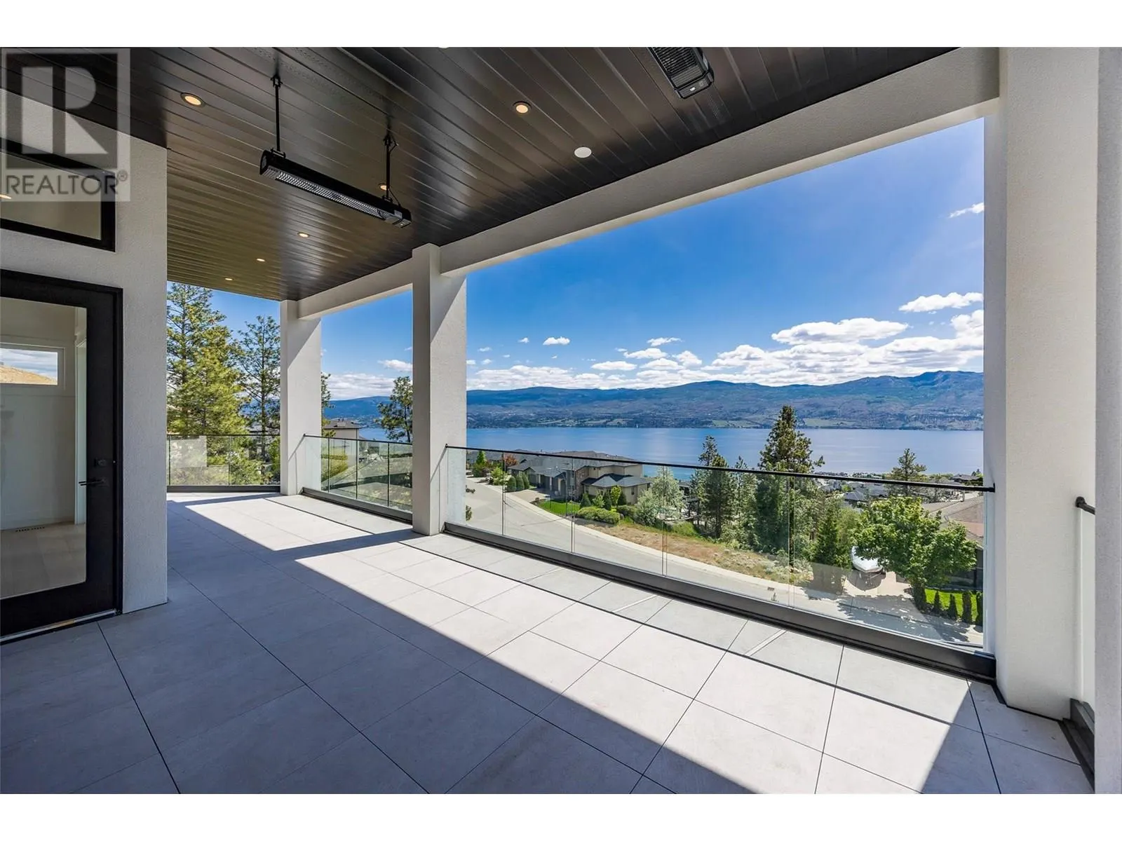 1435 Vineyard Drive