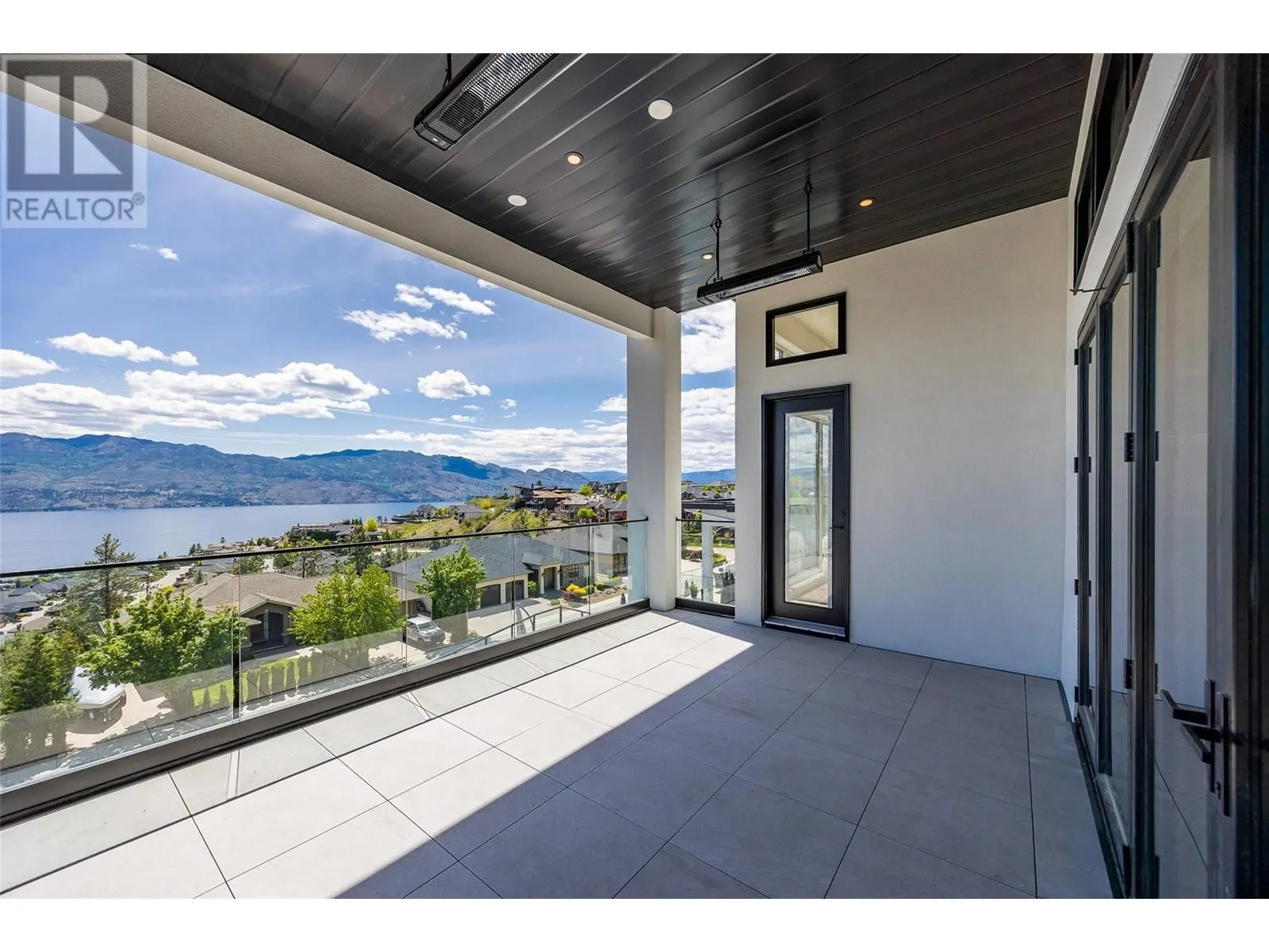 1435 Vineyard Drive