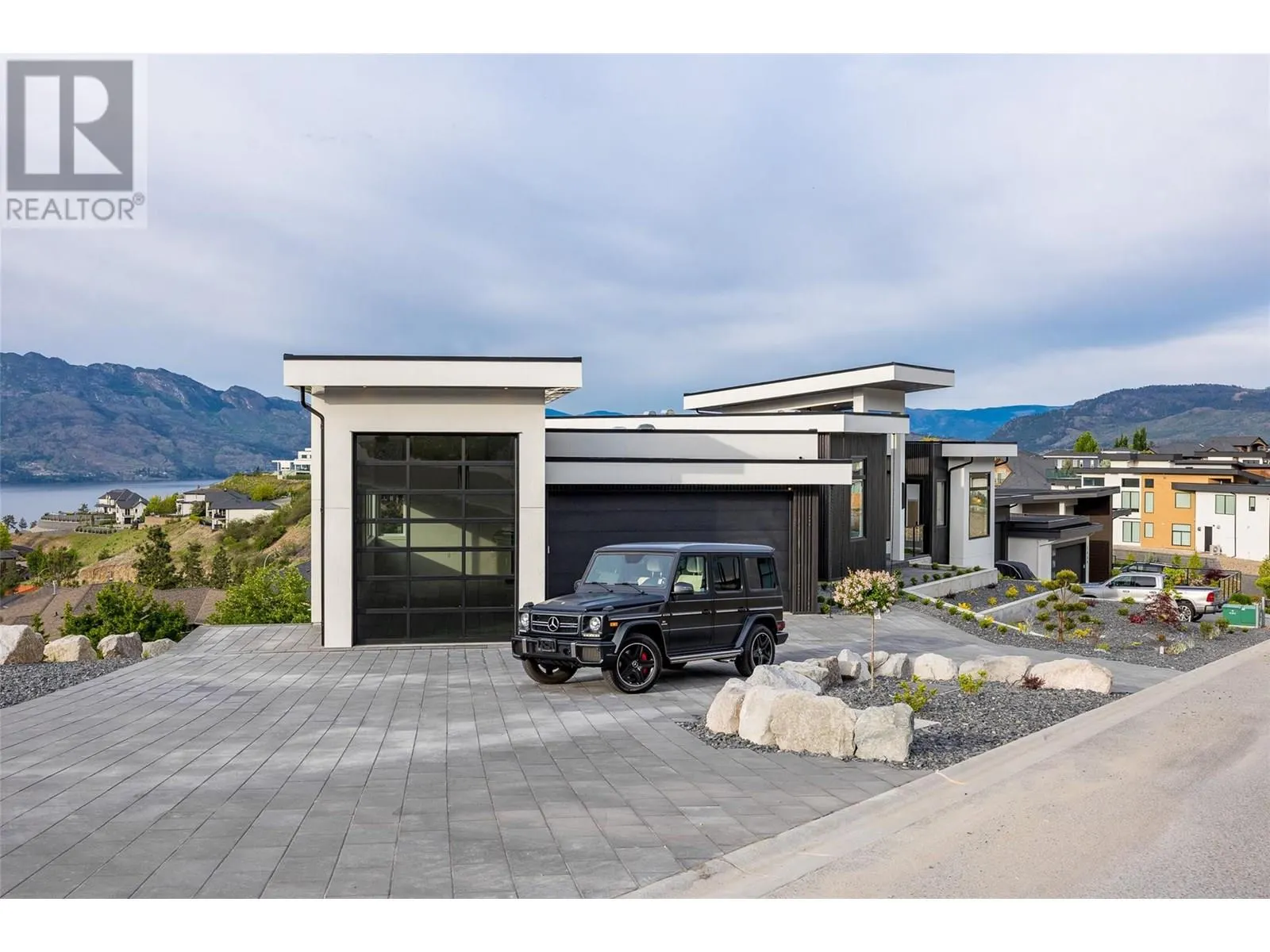 1435 Vineyard Drive