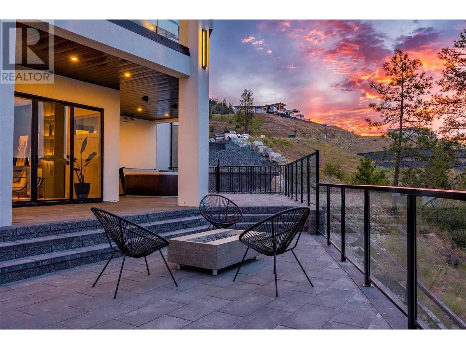 1435 Vineyard Drive
