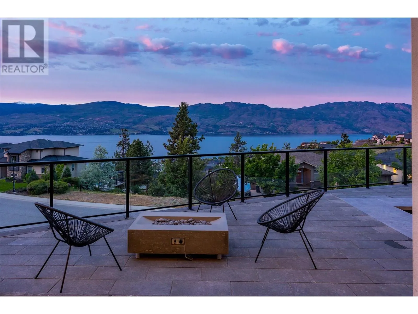 1435 Vineyard Drive