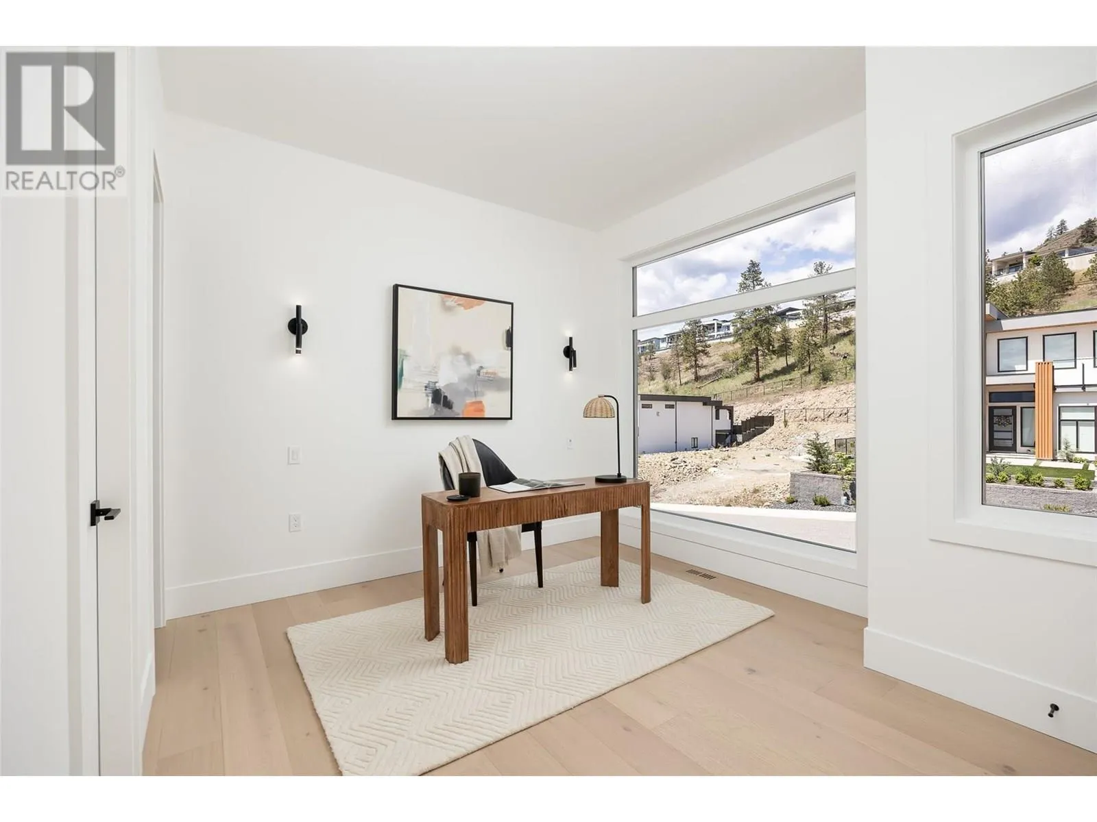 1435 Vineyard Drive