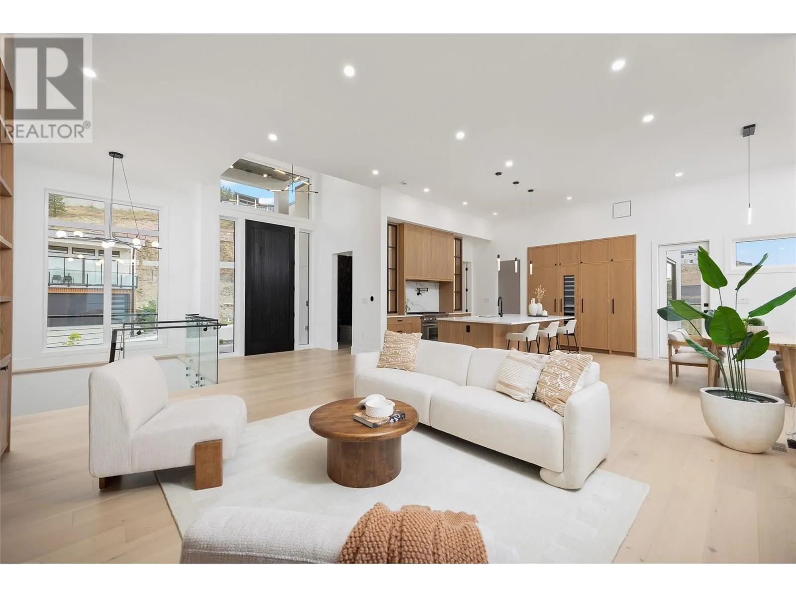 1435 Vineyard Drive