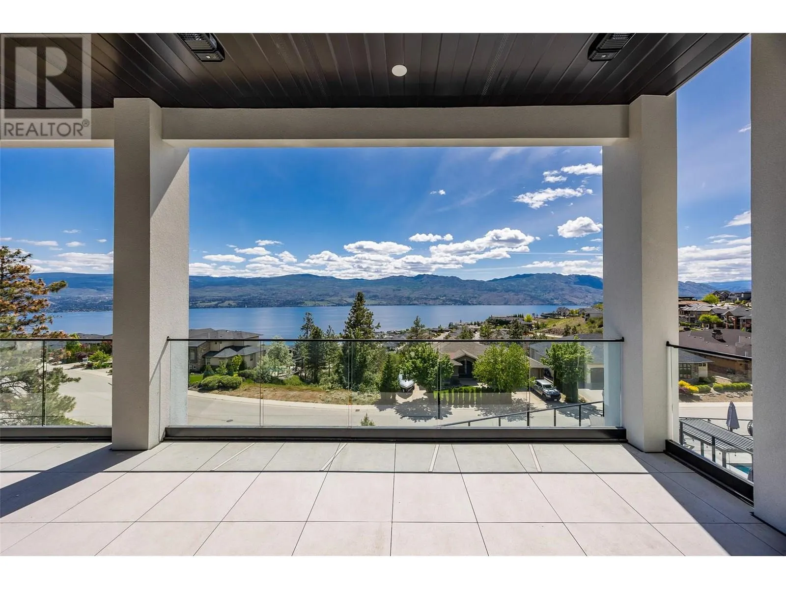 1435 Vineyard Drive