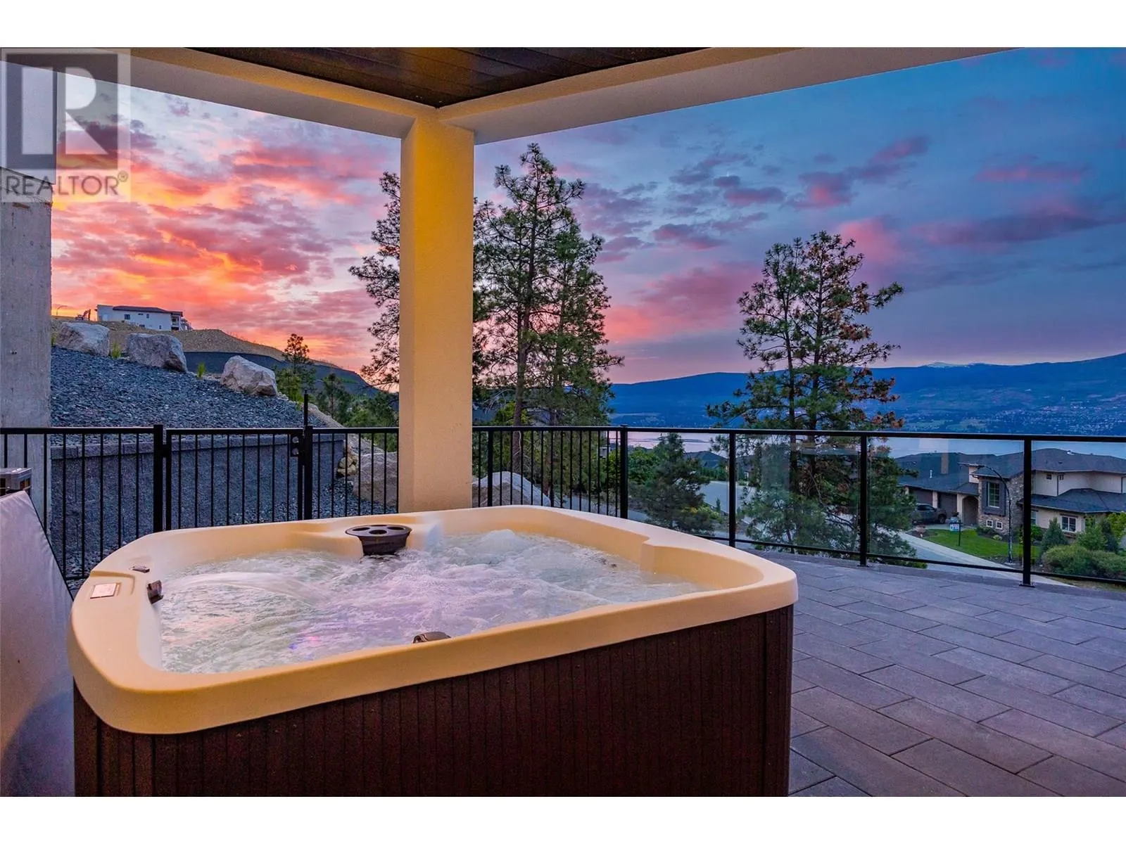 1435 Vineyard Drive