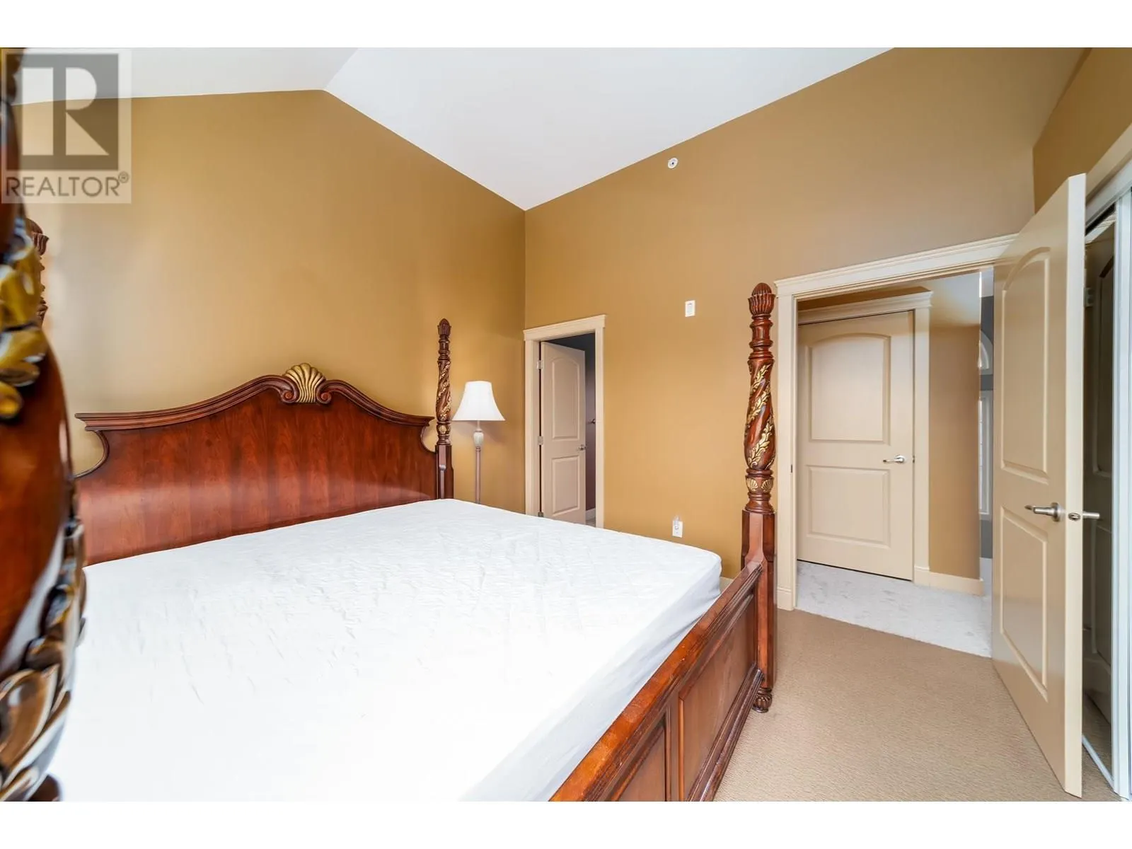 1795 Country Club Drive Unit# 229