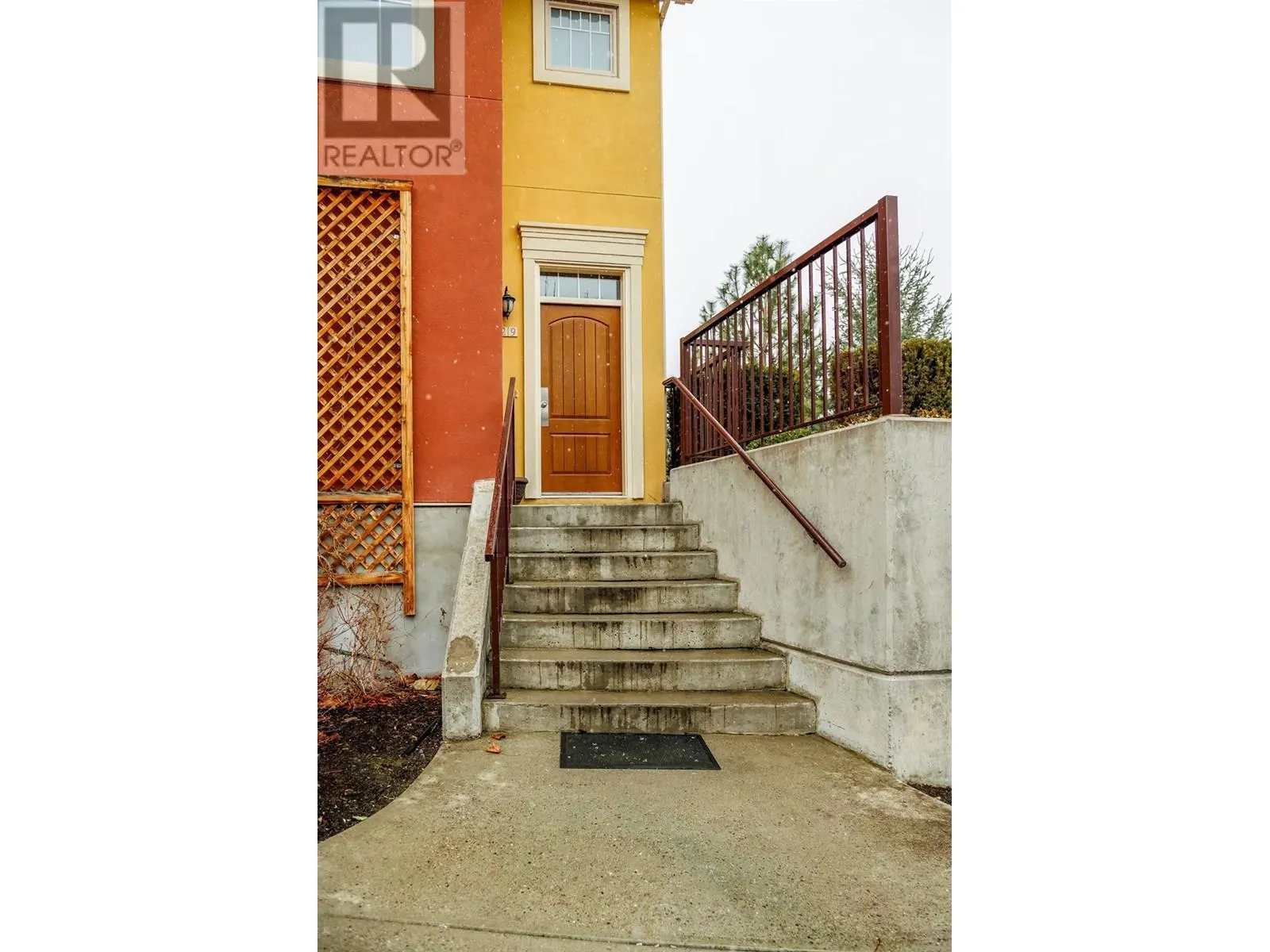 1795 Country Club Drive Unit# 229