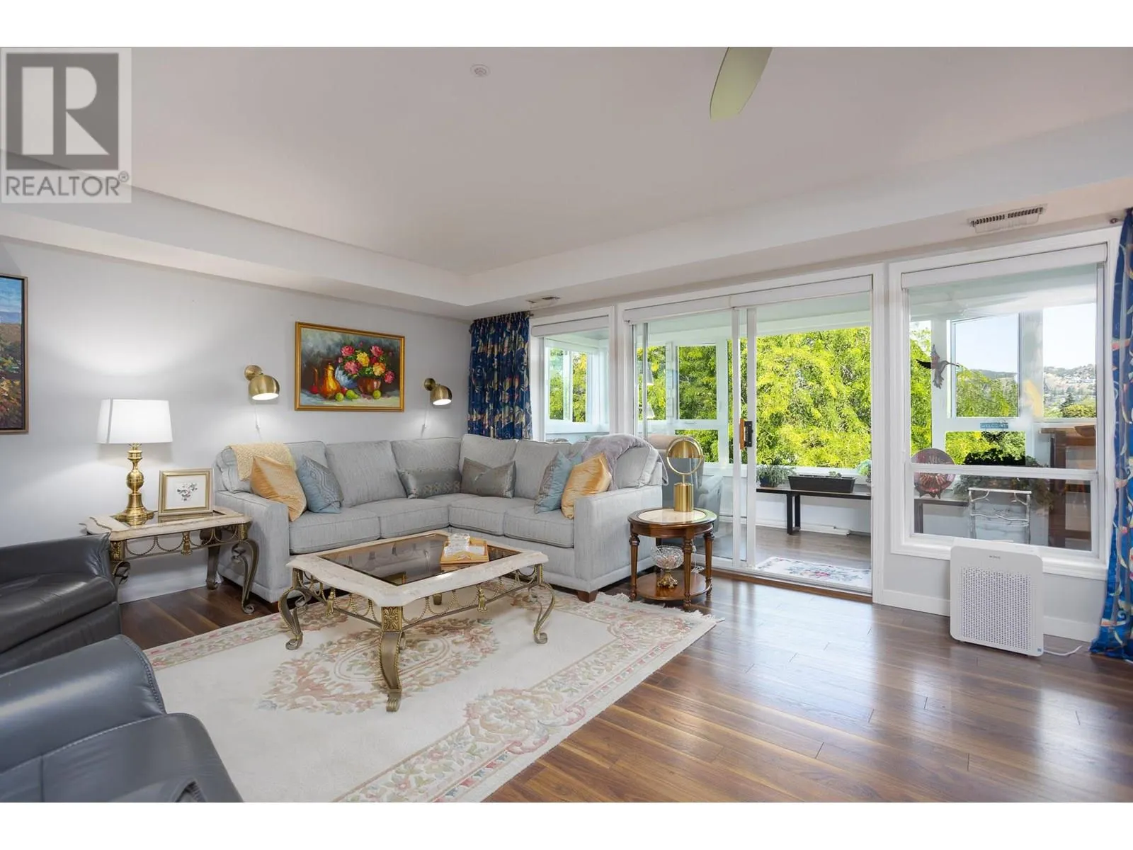 1045 Sutherland Avenue Unit# 315A