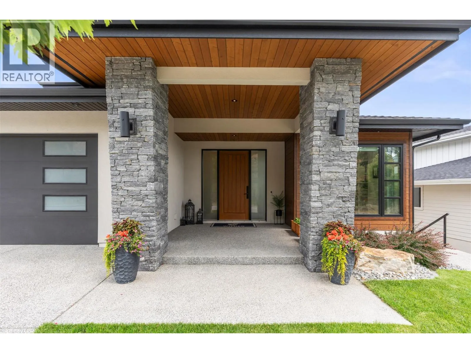 145 Summer Wood Drive