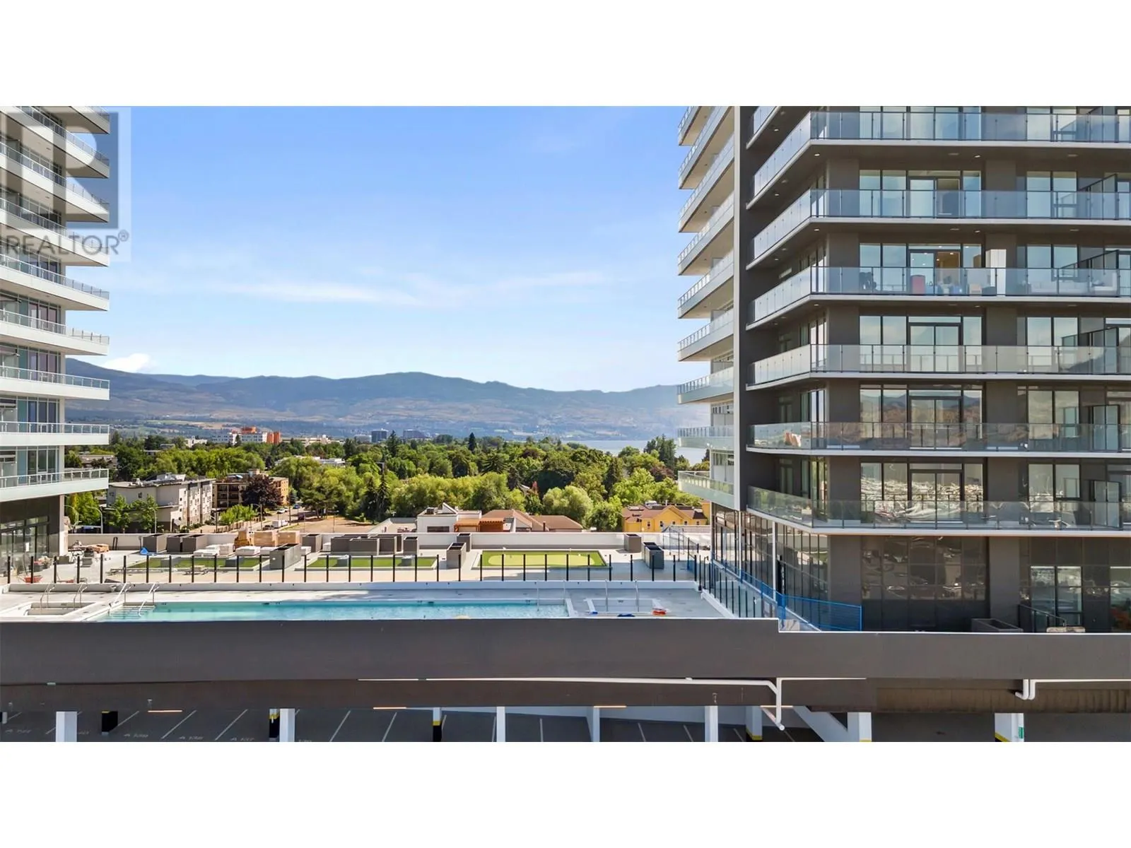 238 Leon Avenue Unit# 702