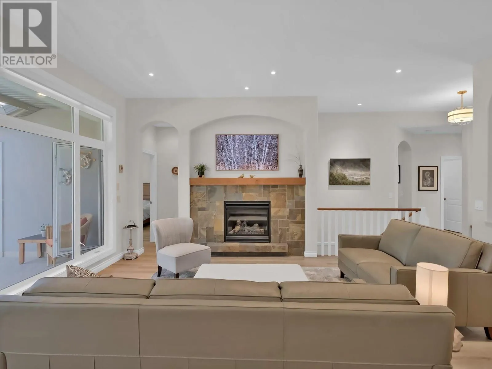 4432 Gallaghers Forest S