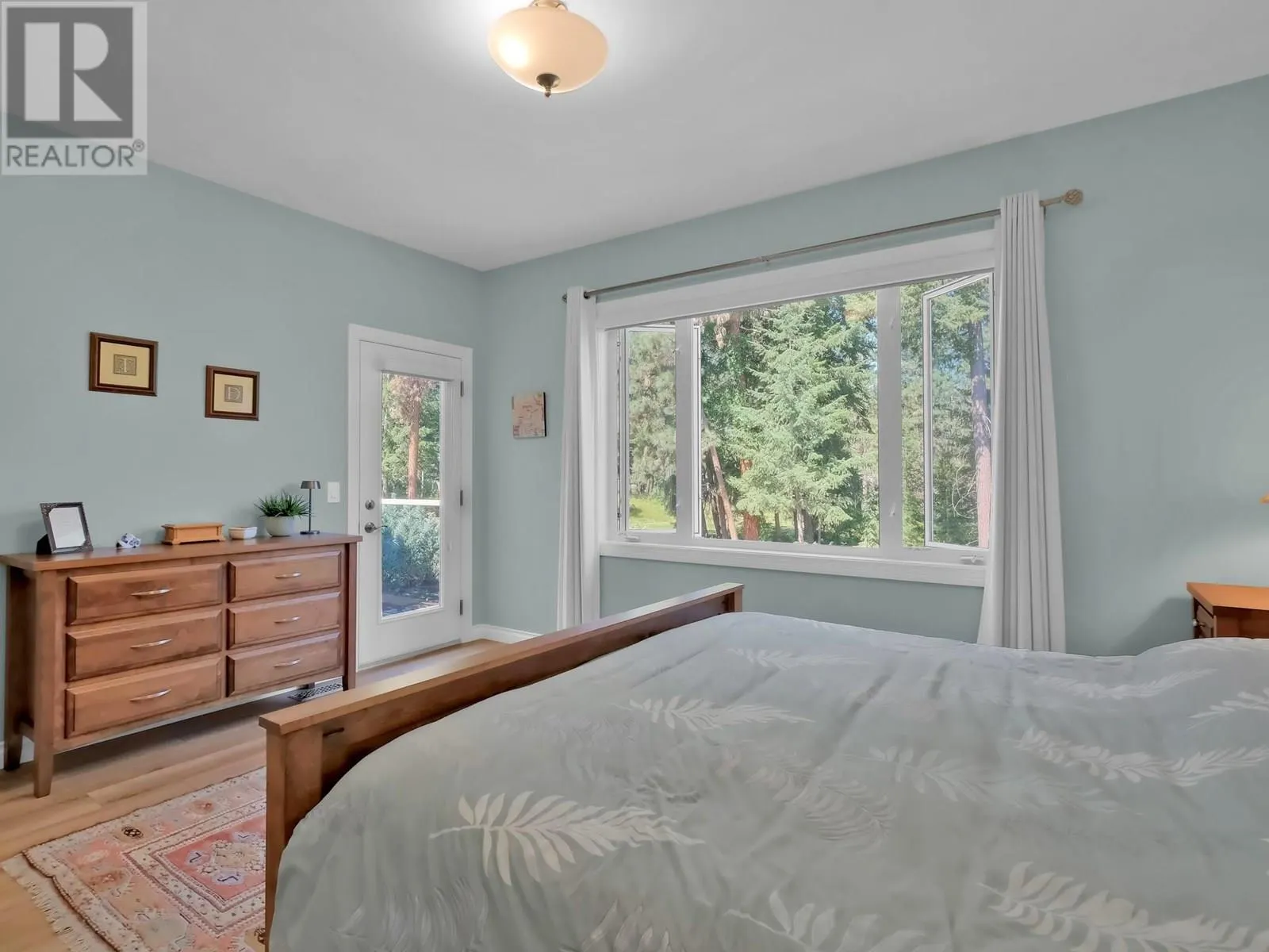 4432 Gallaghers Forest S