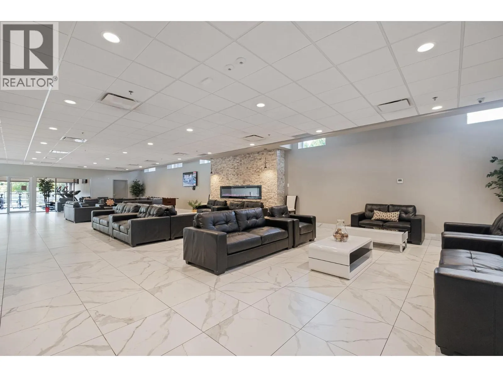 925 Leon Avenue Unit# 311