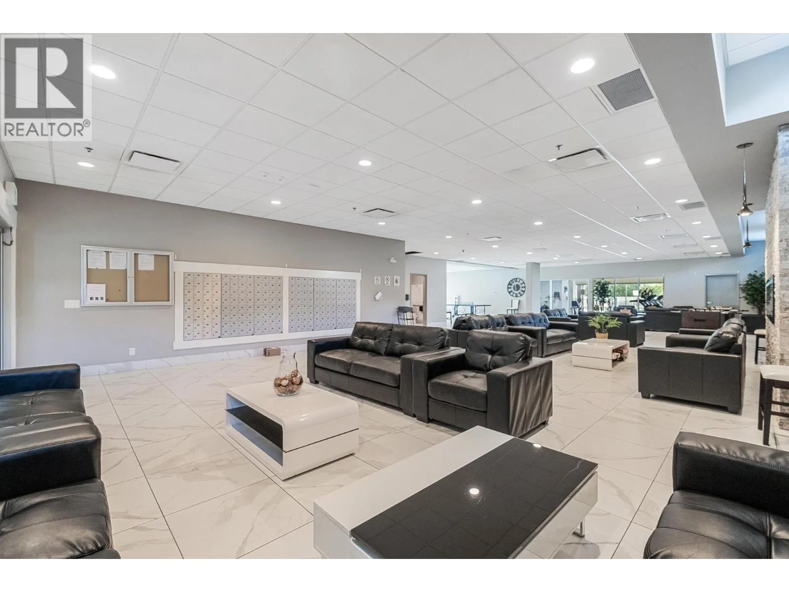925 Leon Avenue Unit# 311