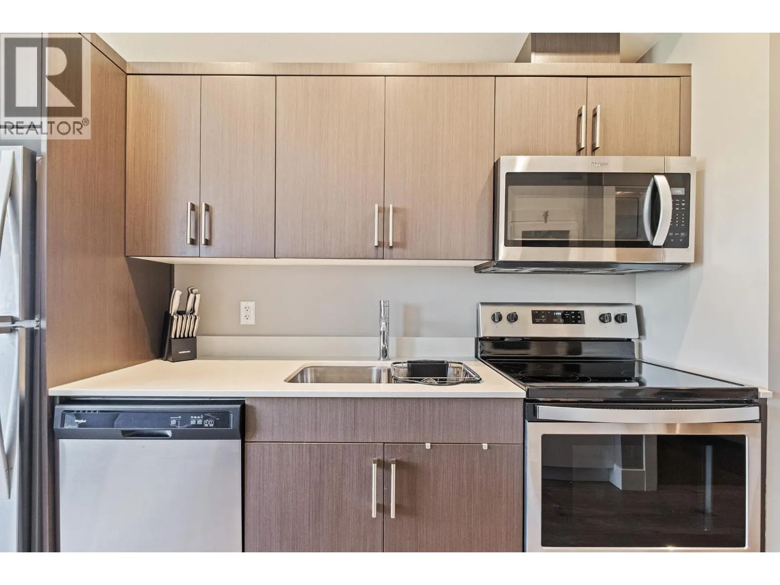 925 Leon Avenue Unit# 311