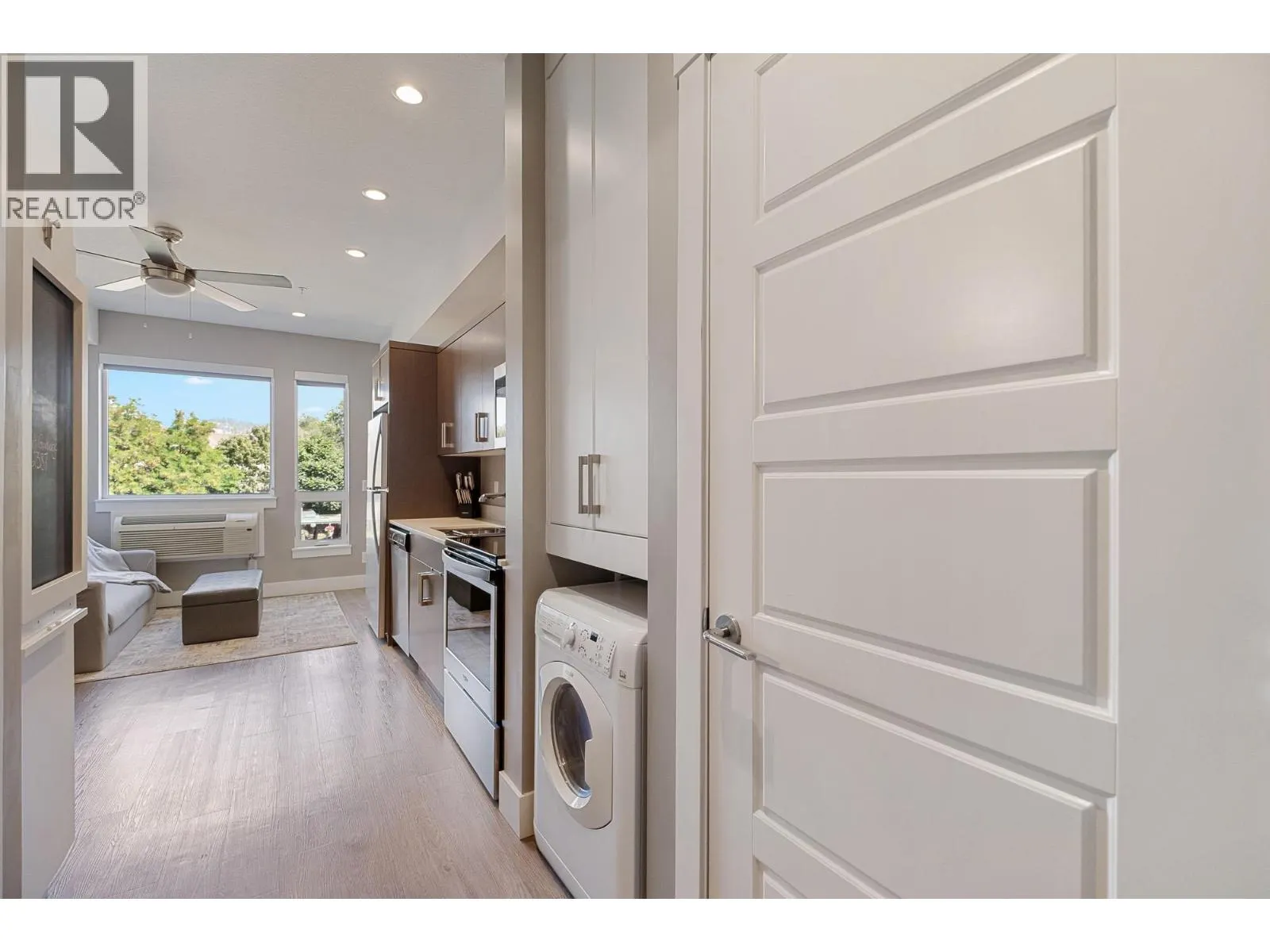 925 Leon Avenue Unit# 311