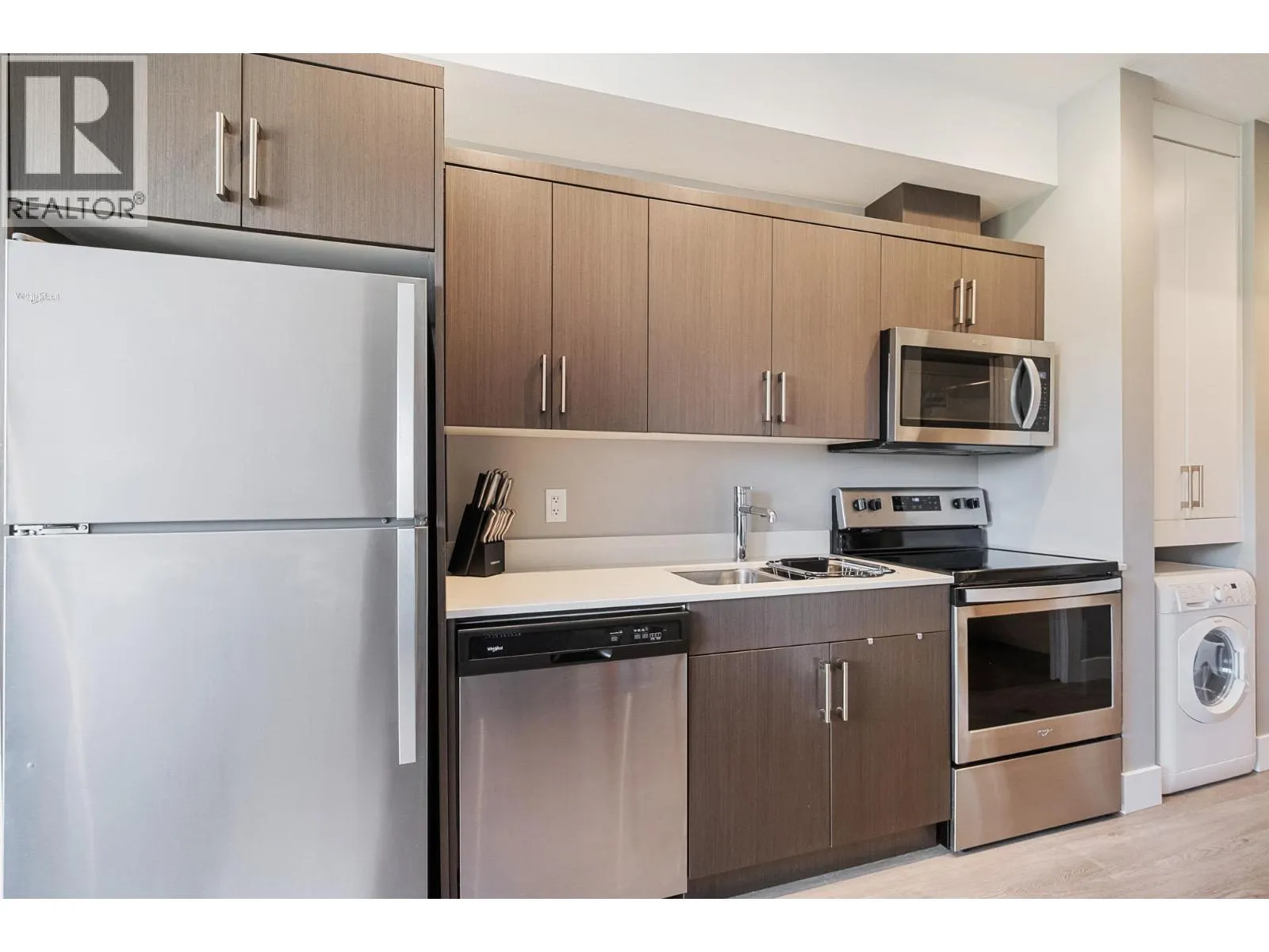 925 Leon Avenue Unit# 311