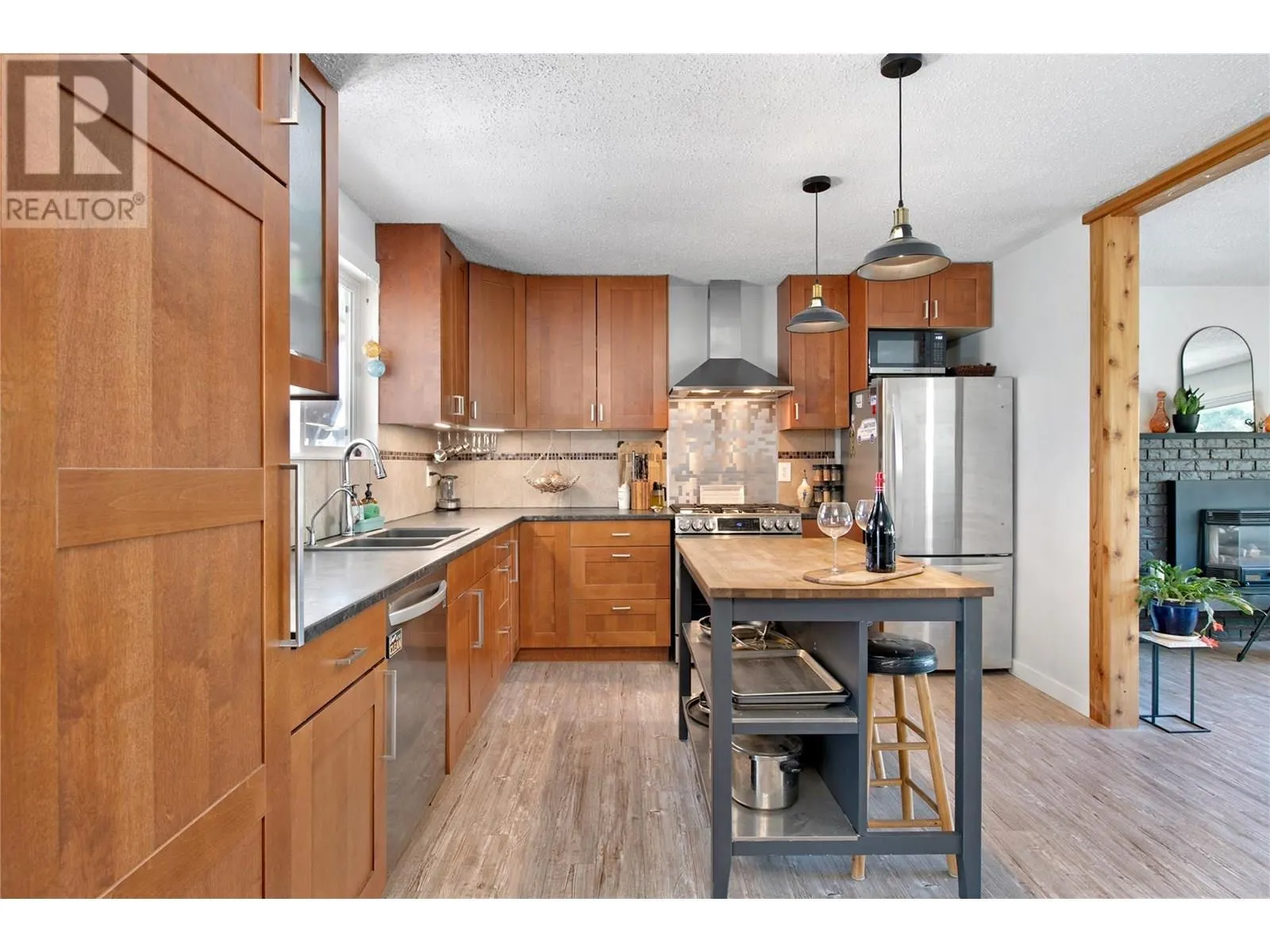 10592 Sherman Drive