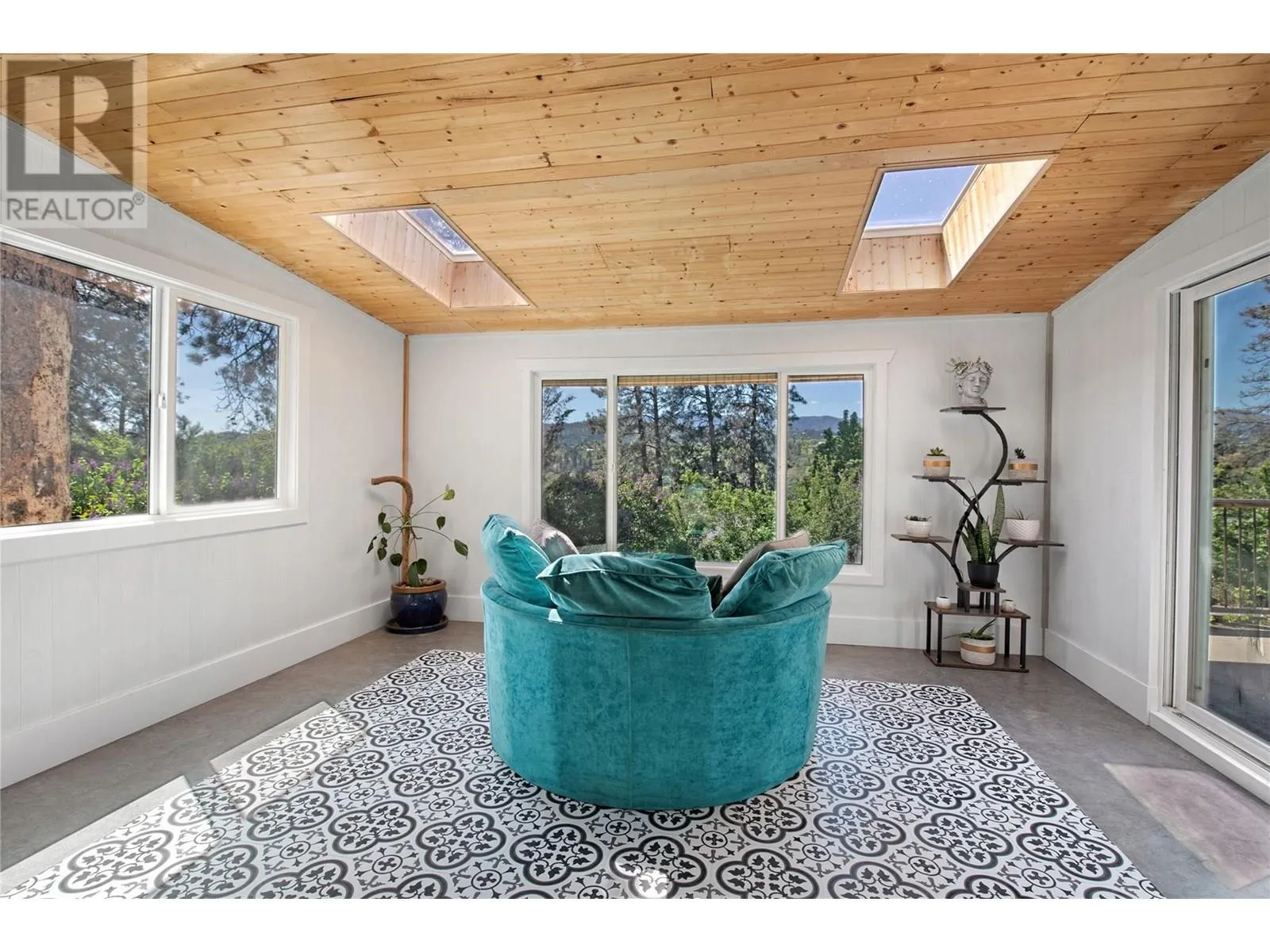 10592 Sherman Drive