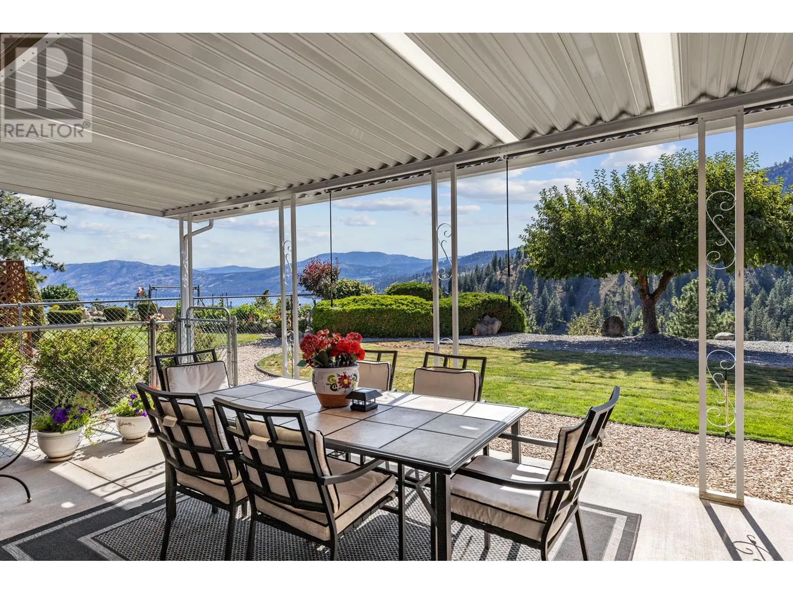 3786 Inglis Place