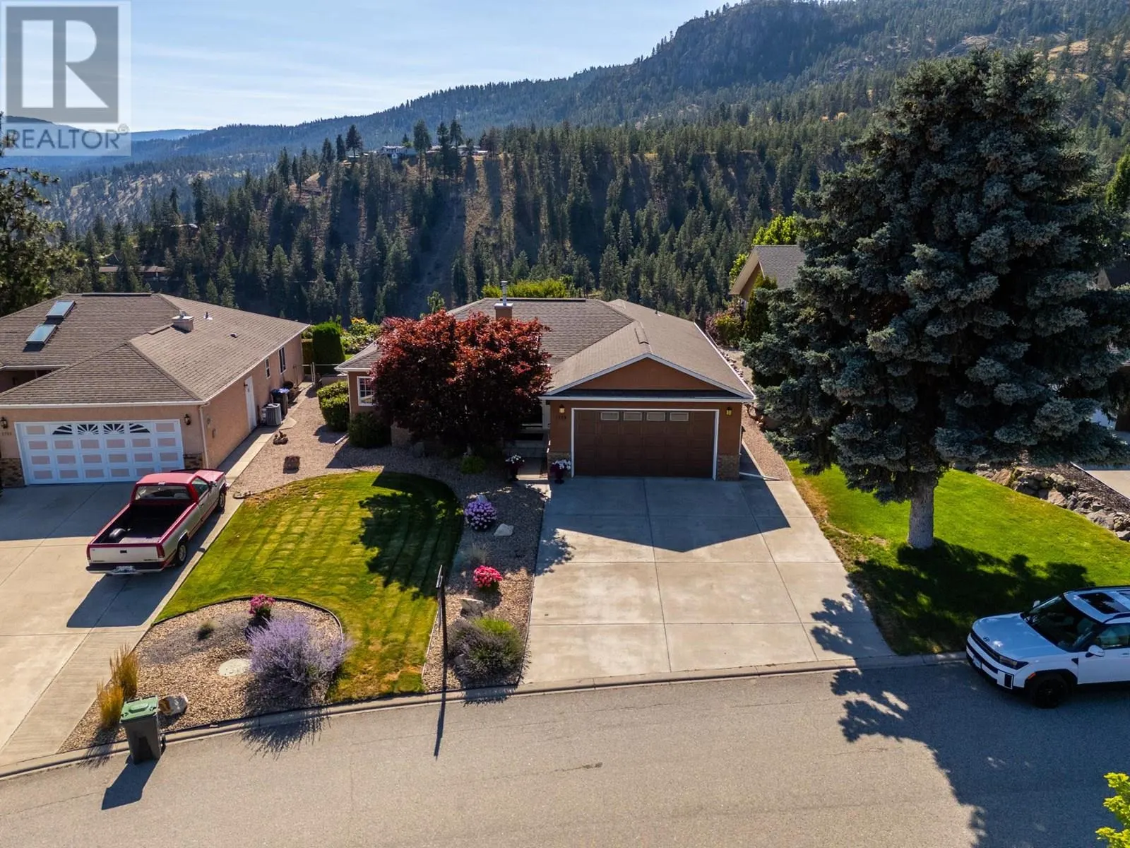 3786 Inglis Place