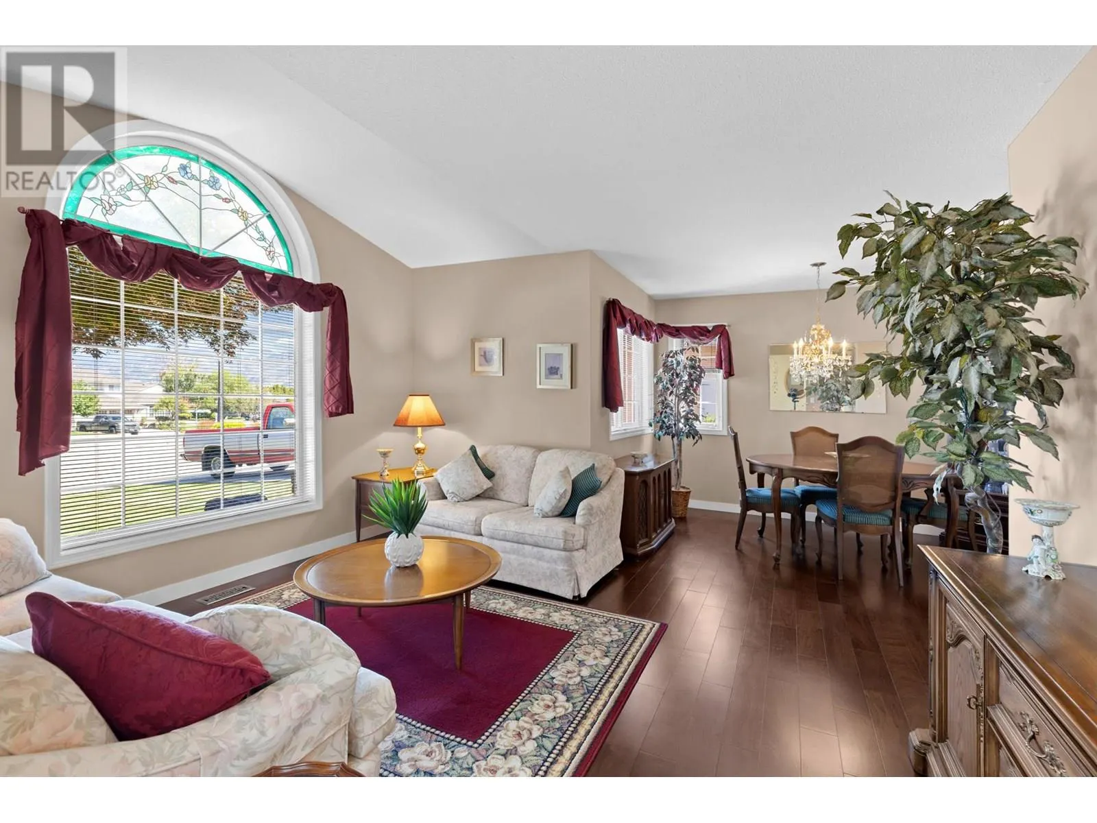 3786 Inglis Place