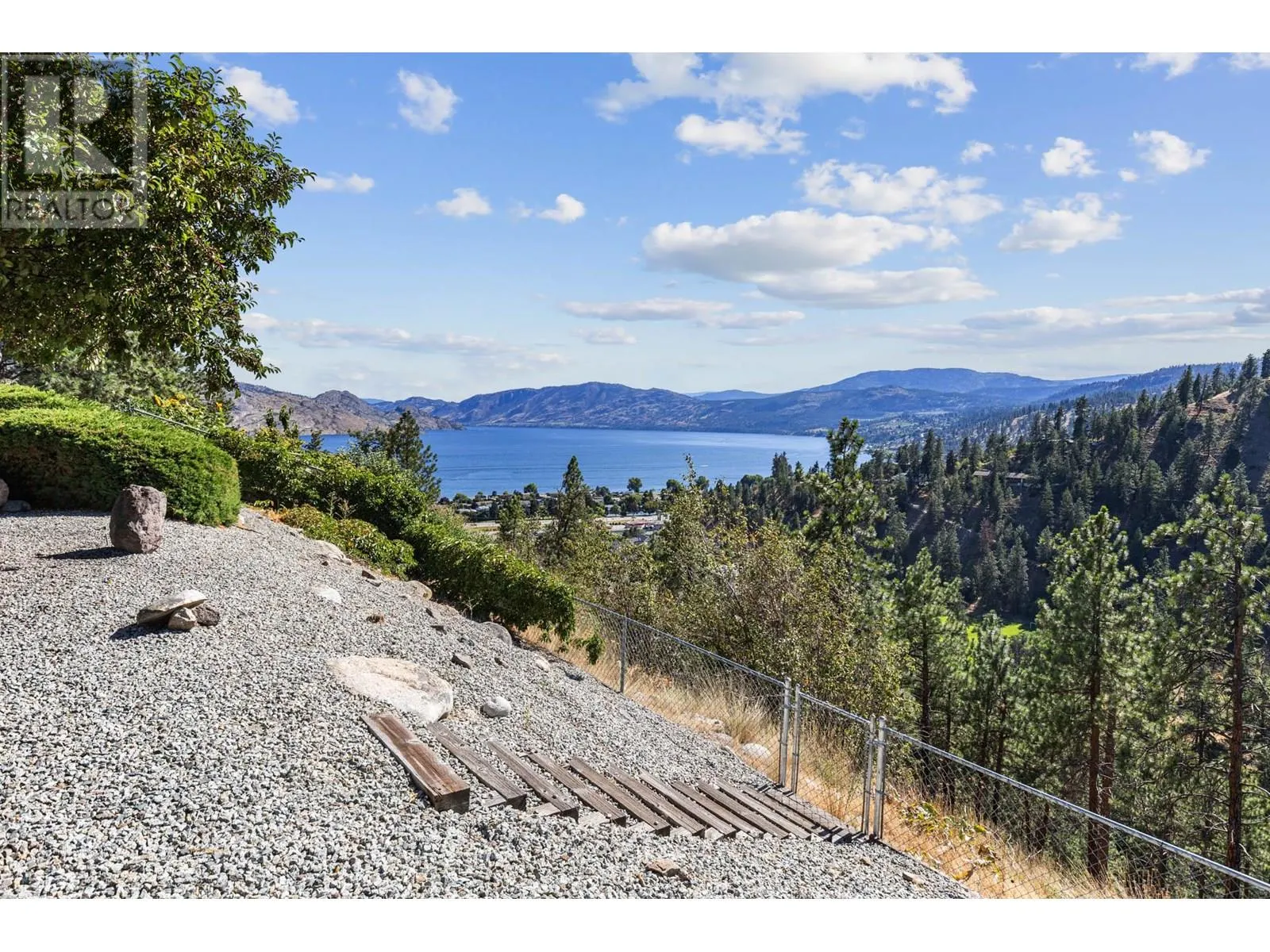3786 Inglis Place